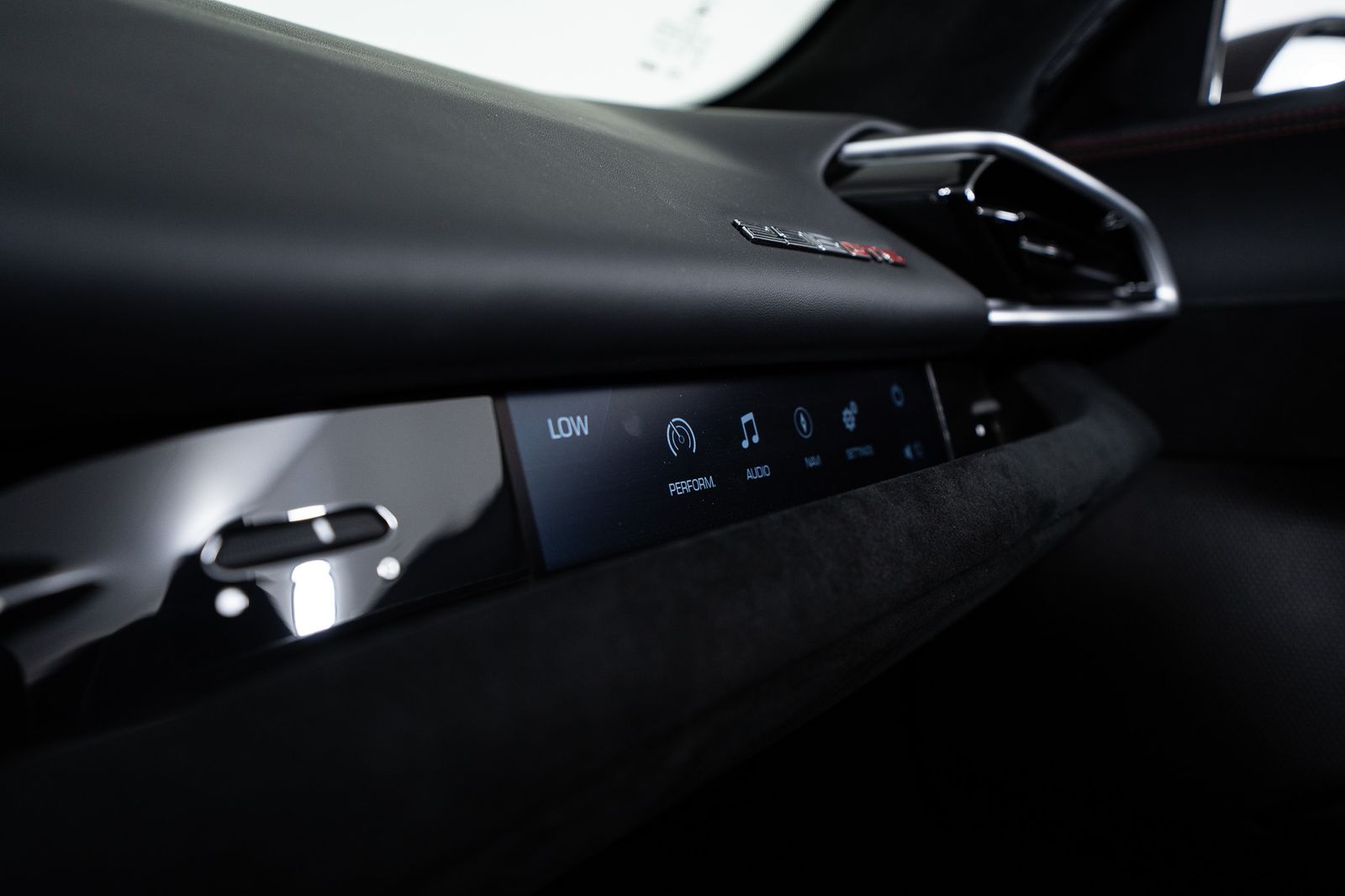2024 Ferrari 296 GTS — full photo 29 of 46