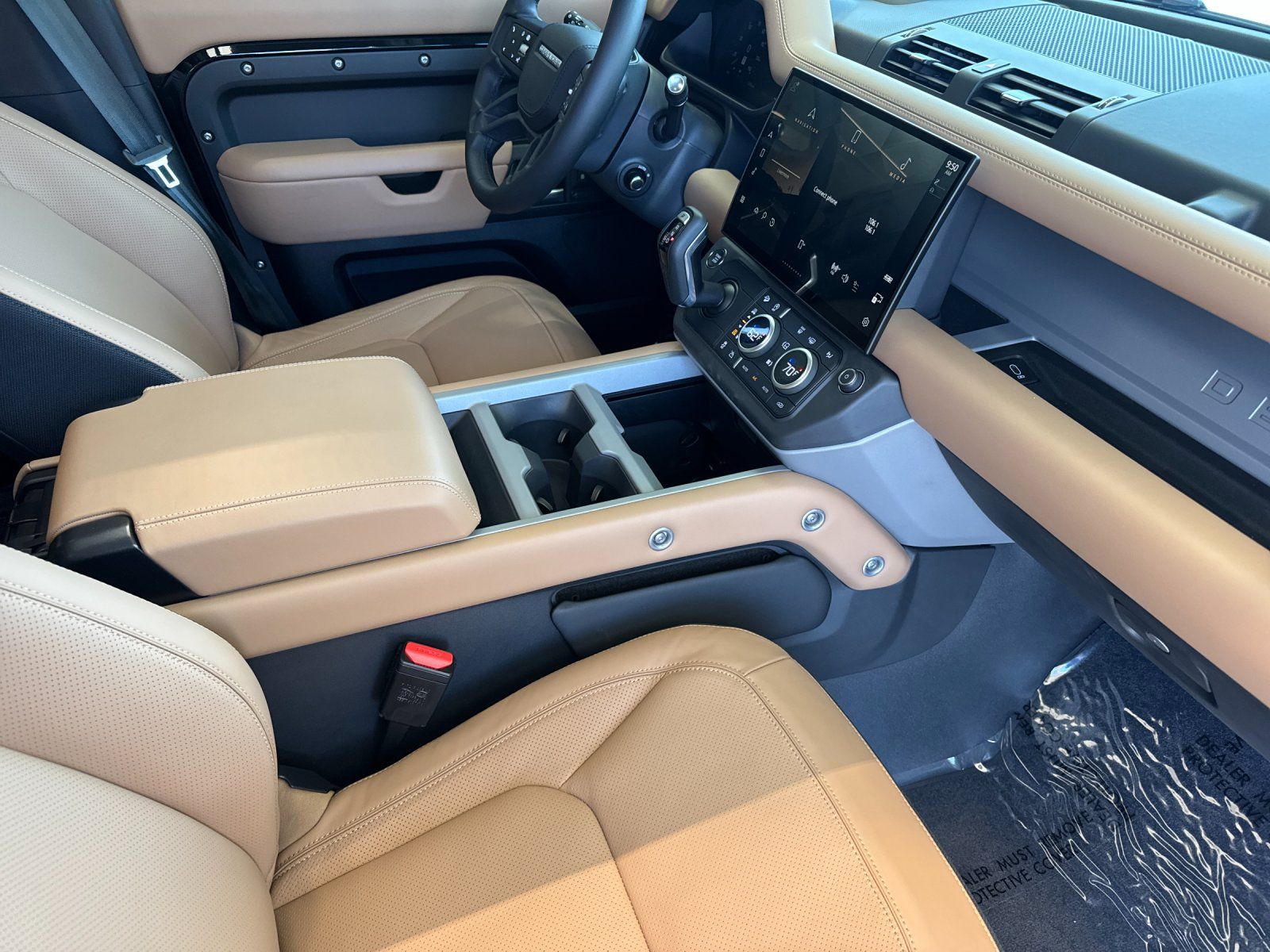 2026 Land Rover Defender 130 X — foto completa 16 de 28