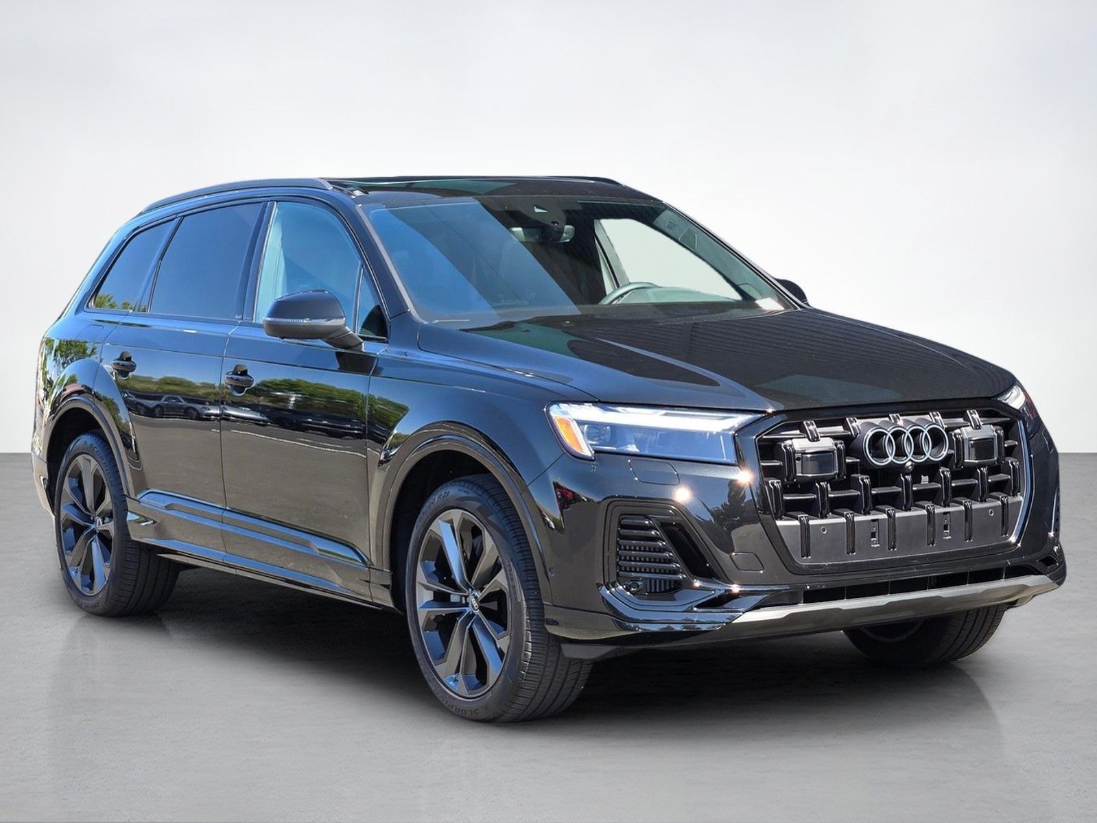 2025 Audi Q7 55 Premium Plus — foto completa 8 de 45