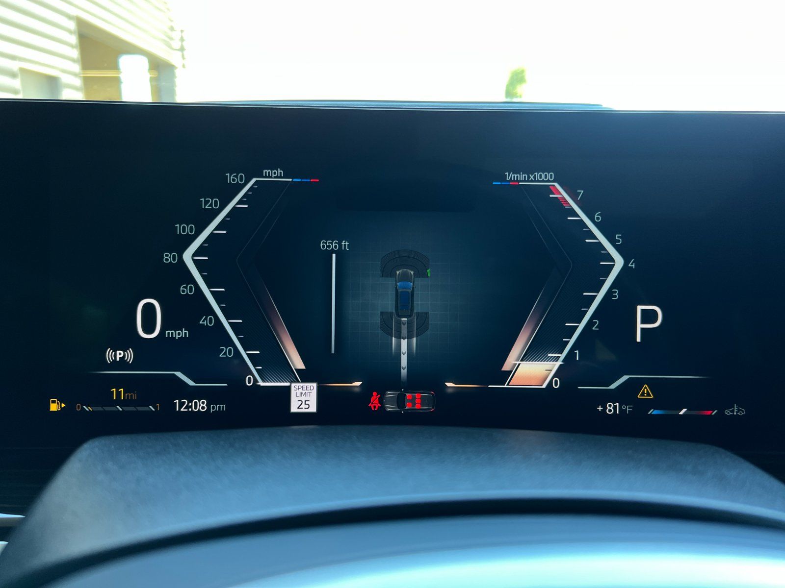 2023 BMW X7 xDrive40i — full photo 27 of 30