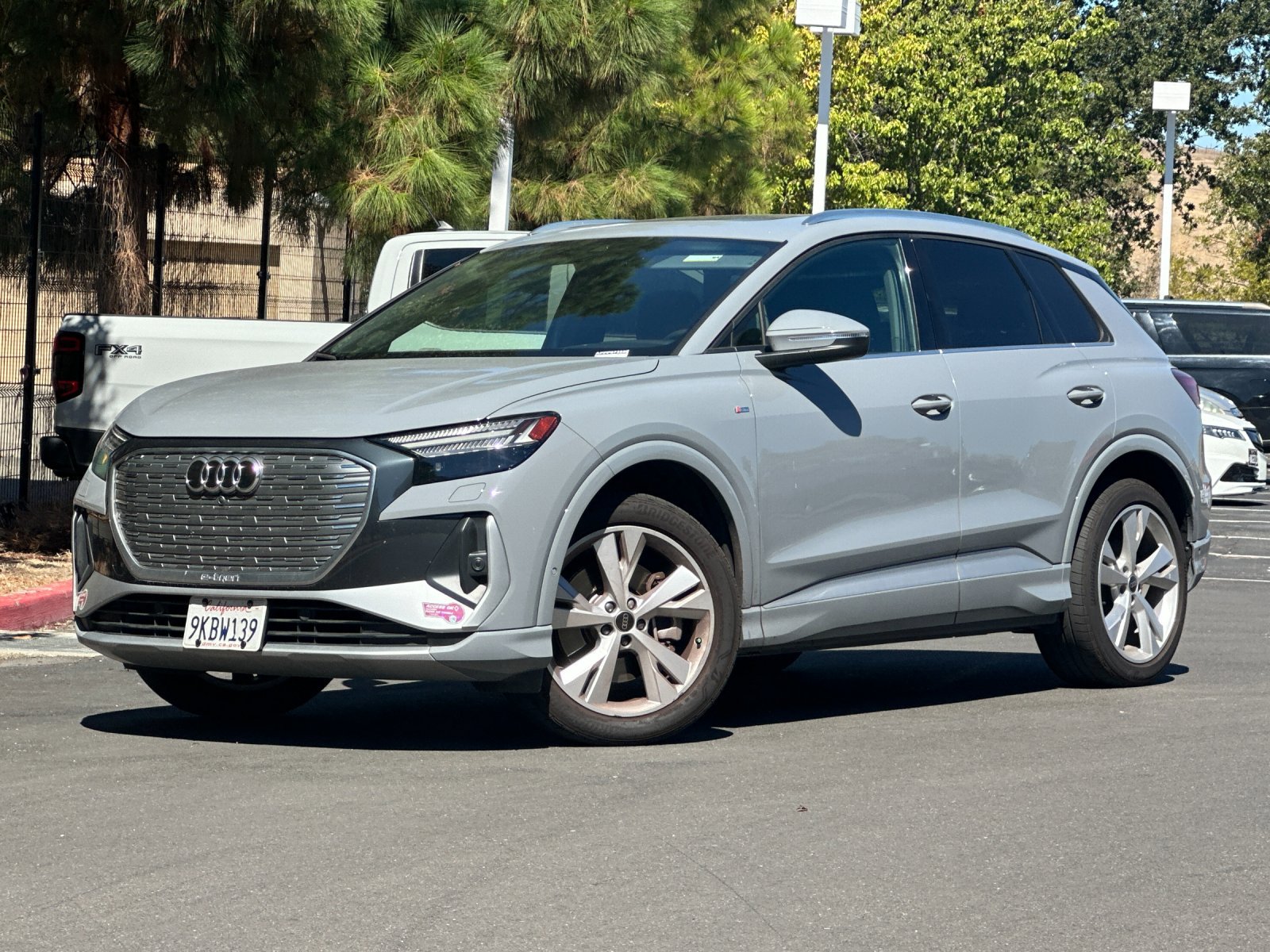 2023 Audi Q4 e-tron Prestige — foto 1 de 27