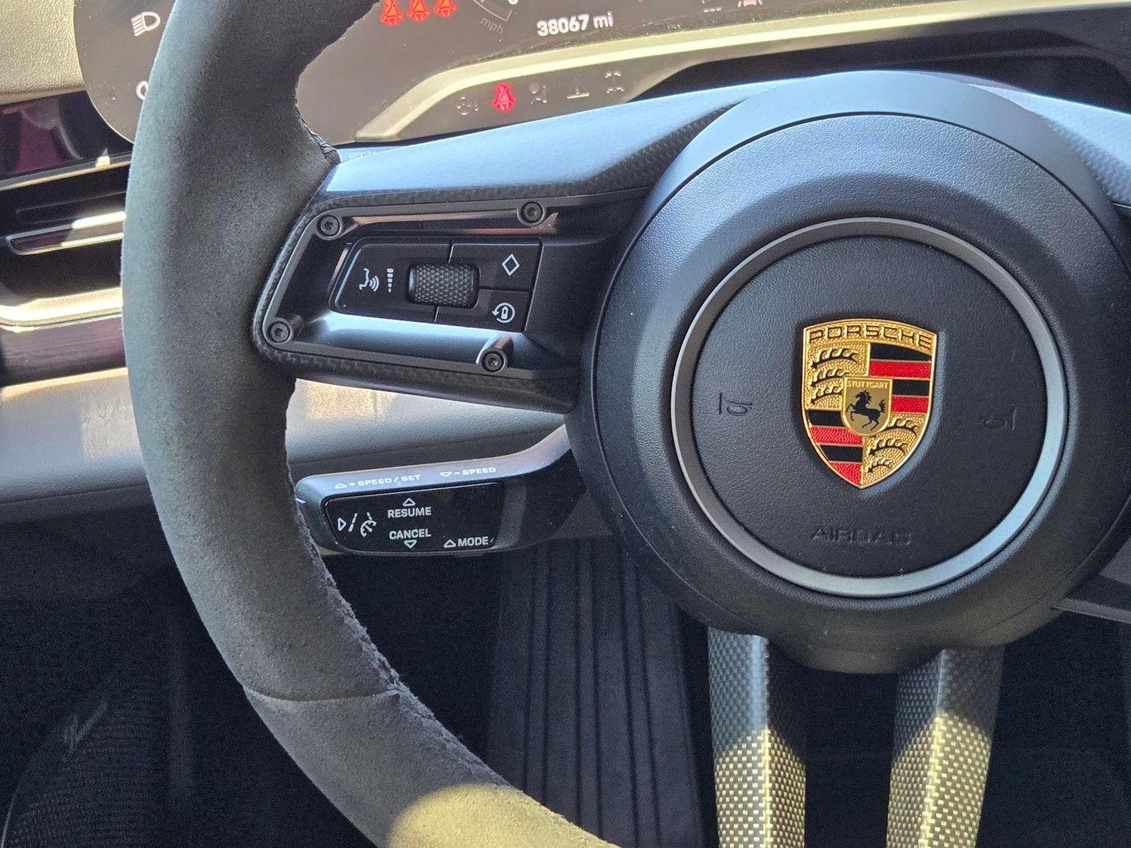 2021 Porsche Taycan Turbo — foto completa 16 de 27