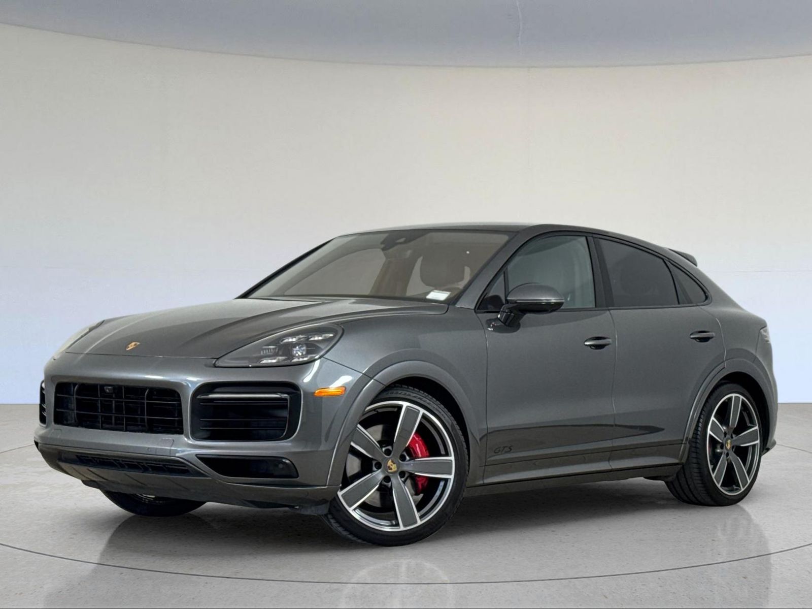 2021 Porsche Cayenne Coupe GTS — full photo 1 of 30