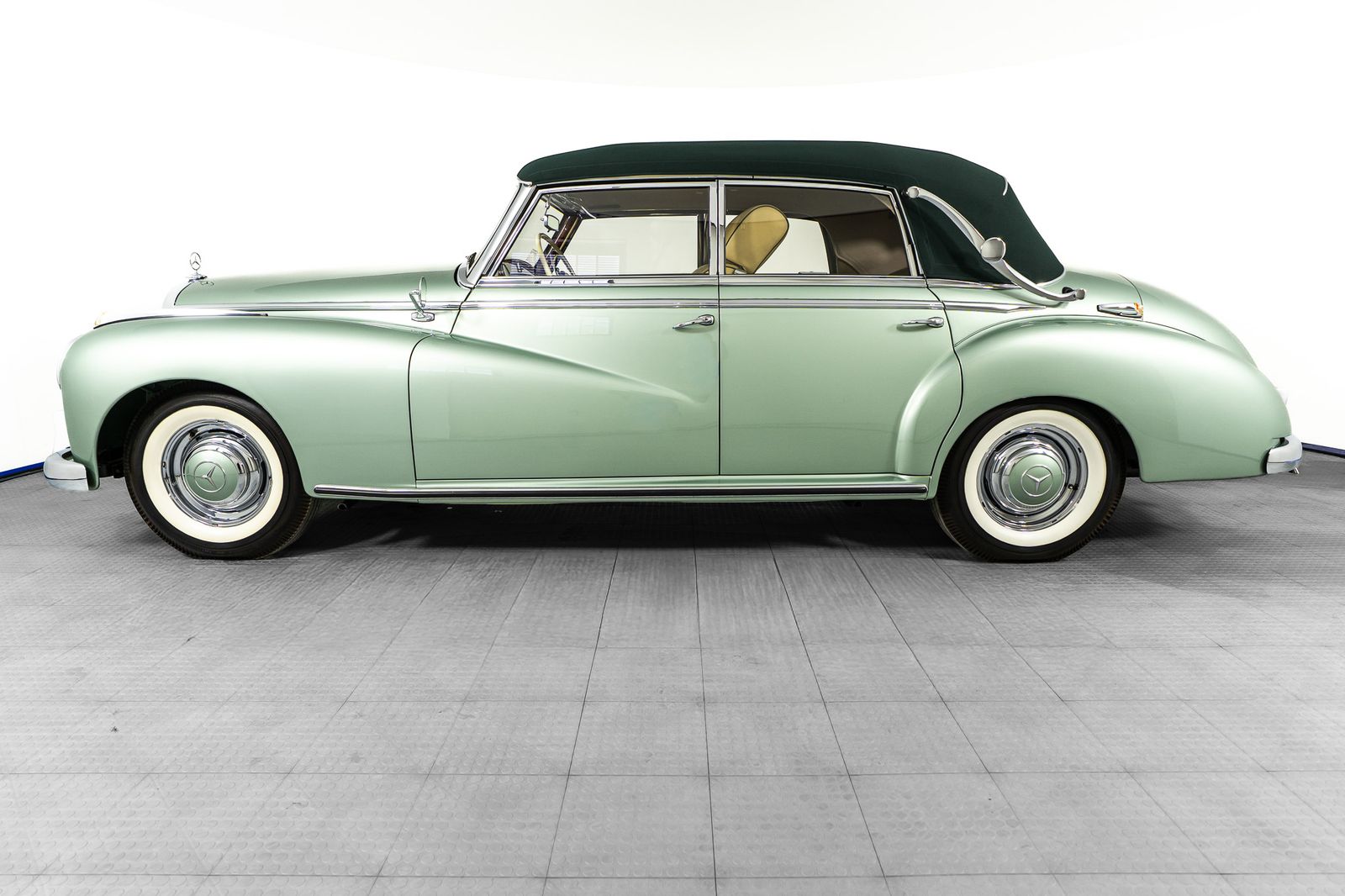 1953 Mercedes-Benz 300-Class — foto completa 2 de 100