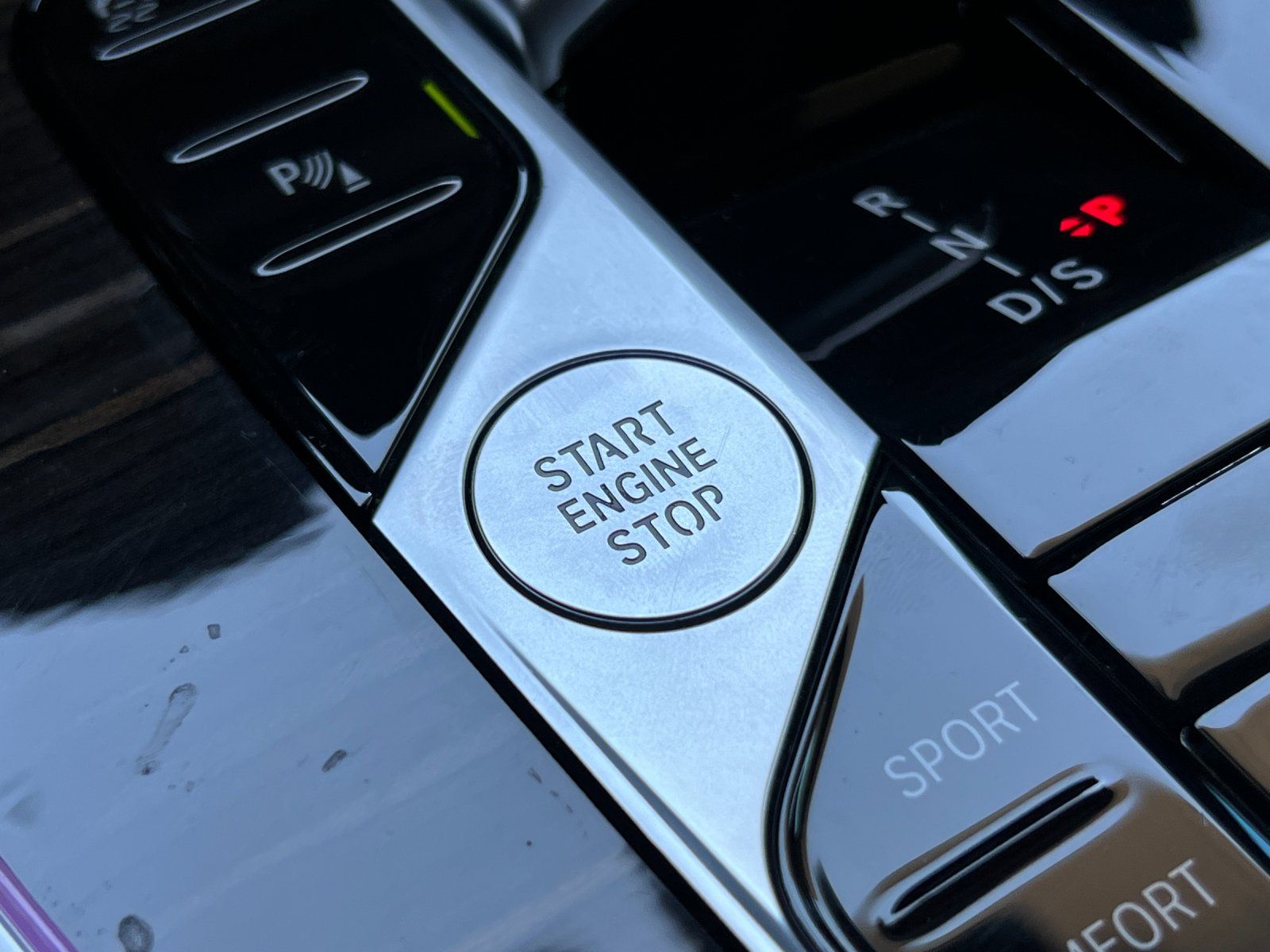 2023 BMW X7 xDrive40i — full photo 25 of 30