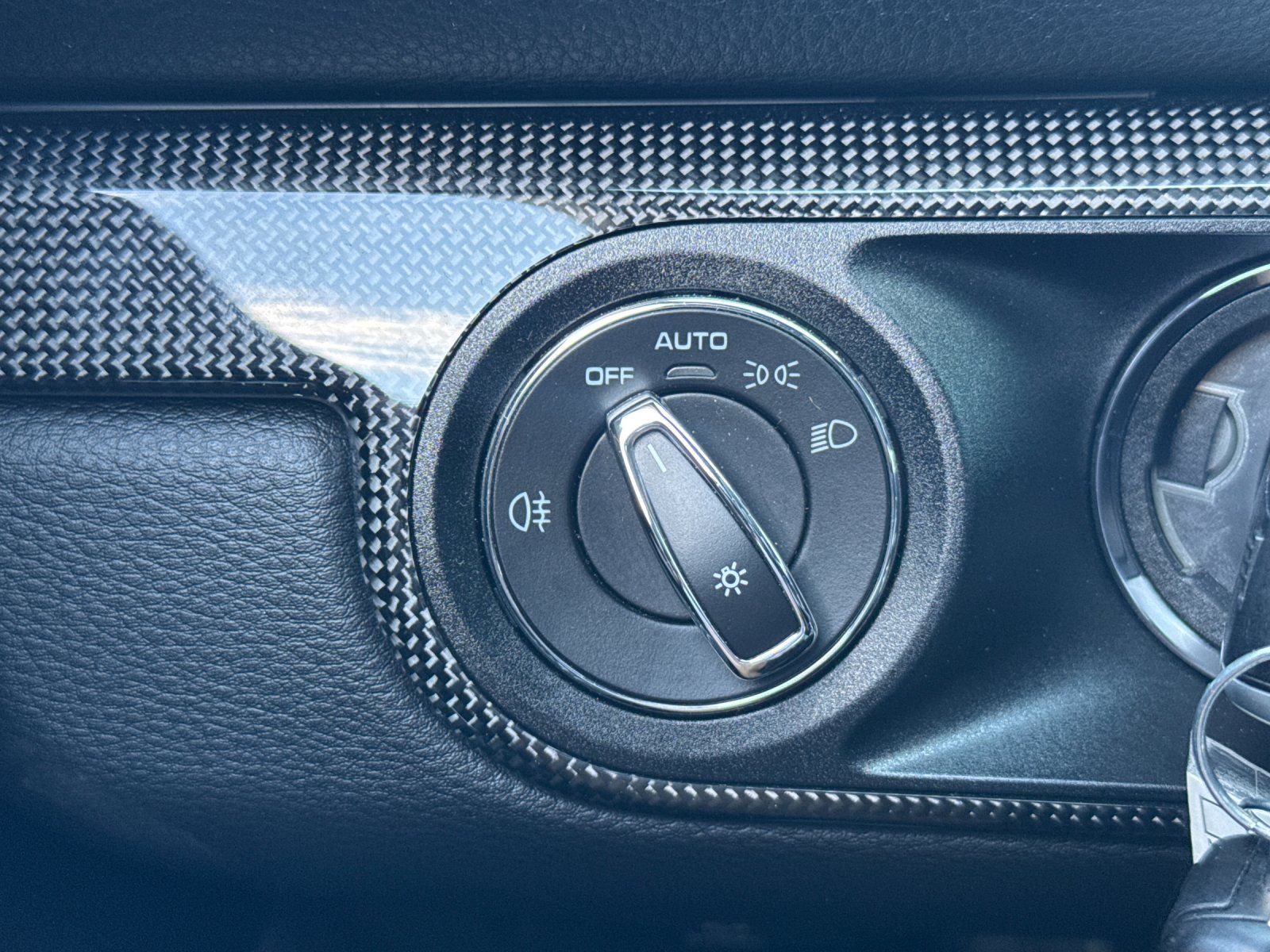 2021 Porsche 718 Cayman GT4 — full photo 25 of 26