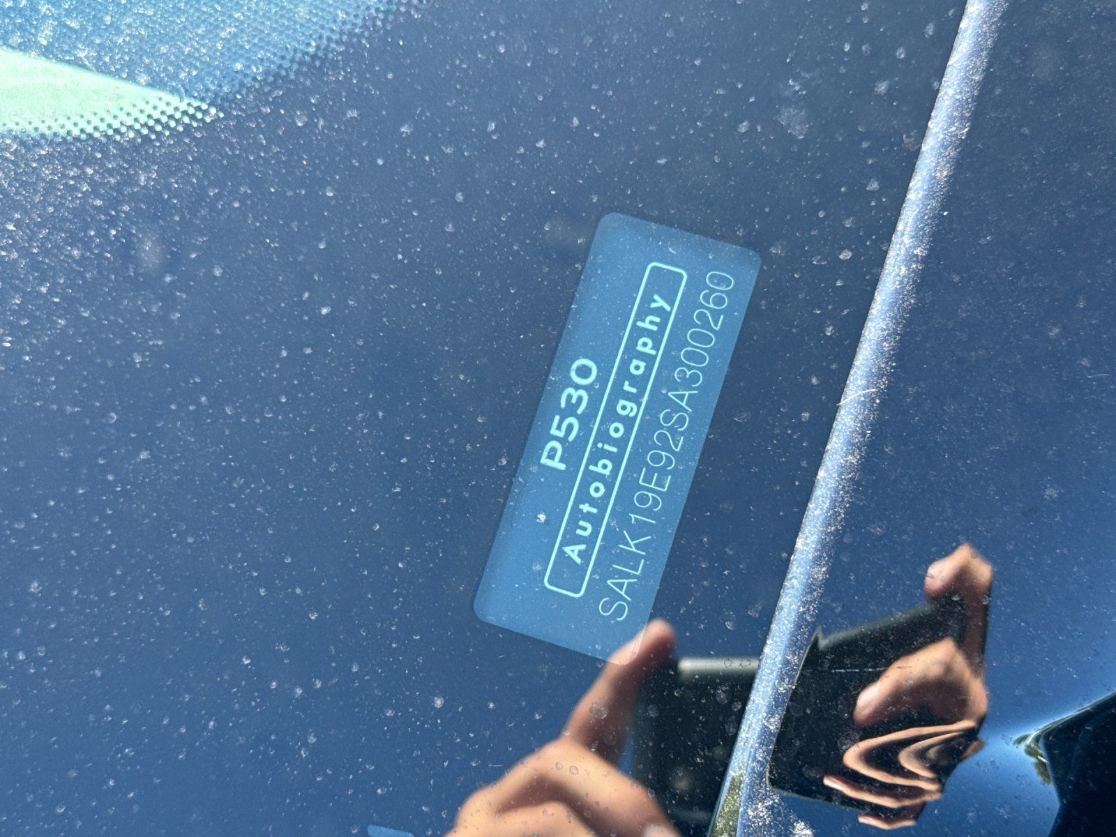 2025 Land Rover Range Rover Autobiography — full photo 3 of 3