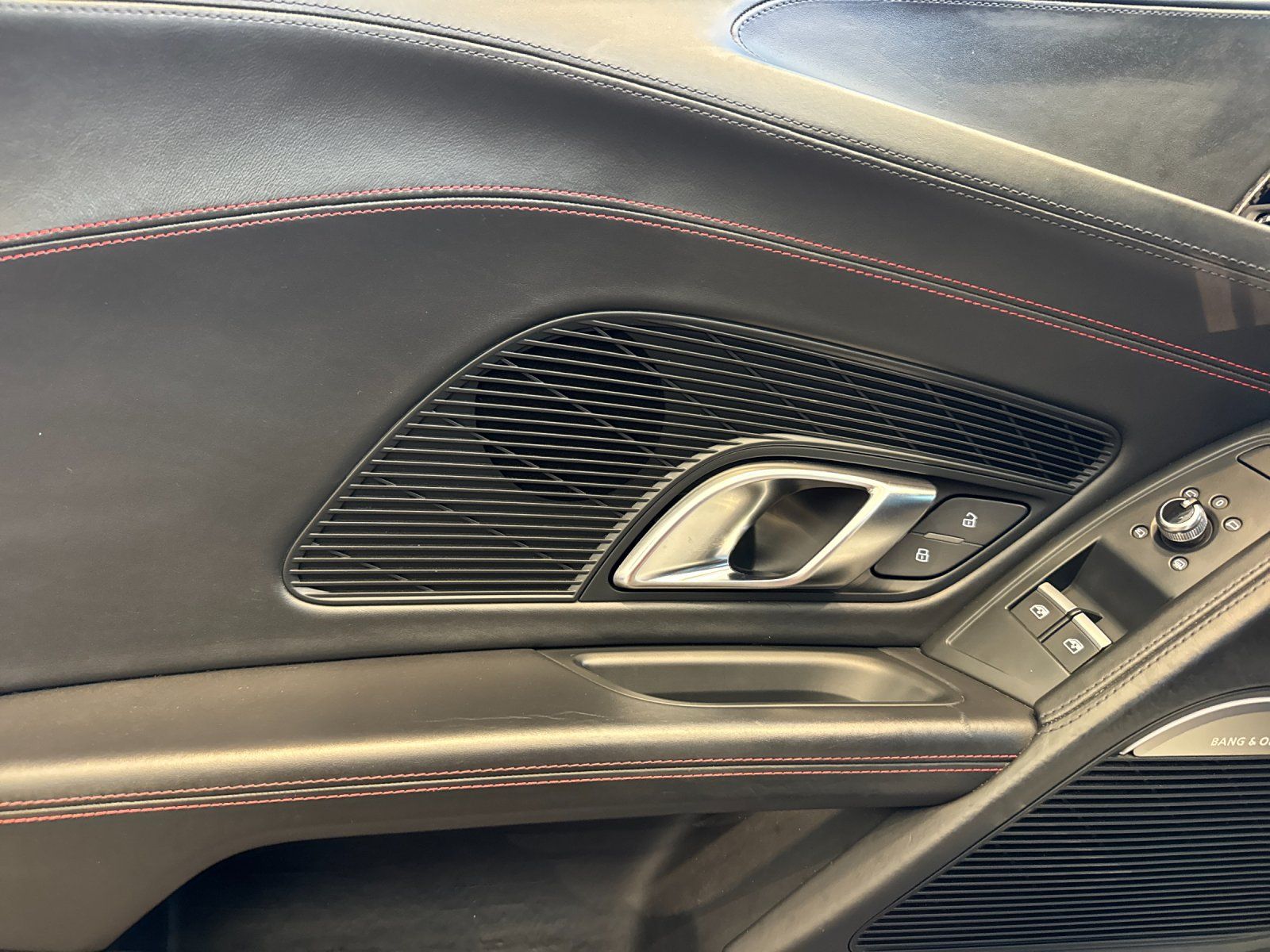 2018 Audi R8 5.2 Plus — foto completa 9 de 29