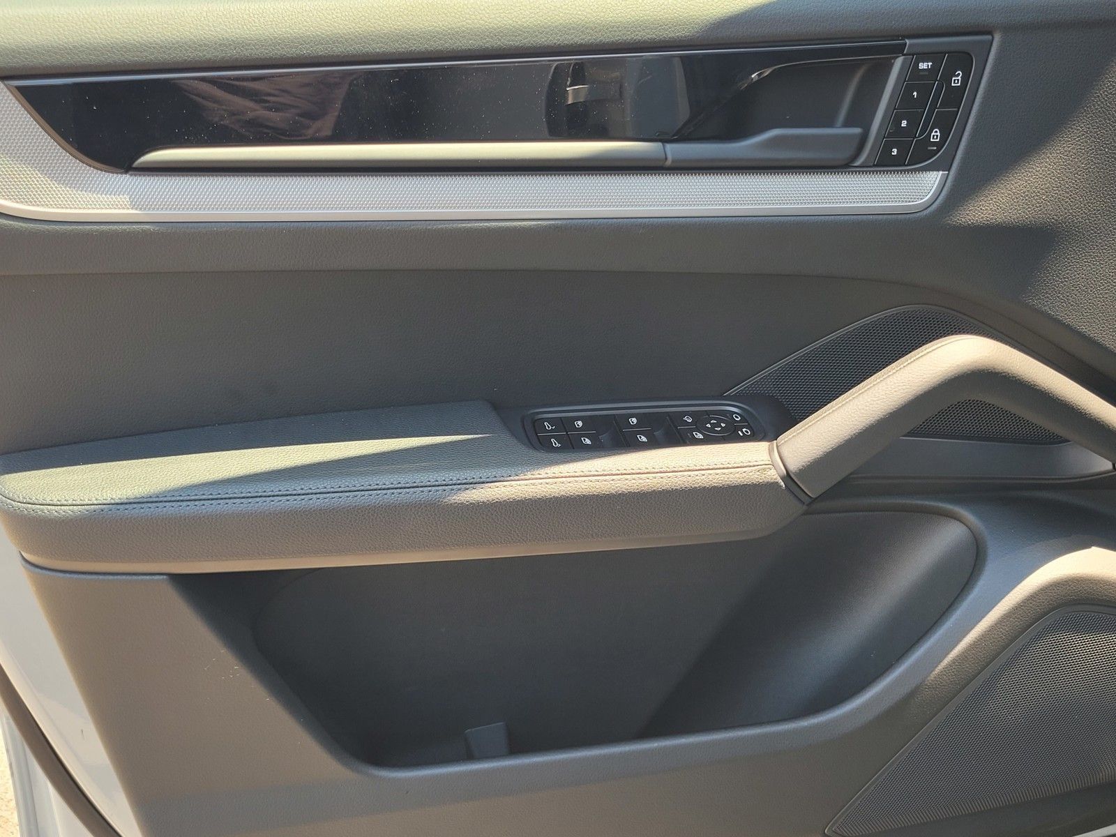 2026 Porsche Cayenne S — foto completa 19 de 28