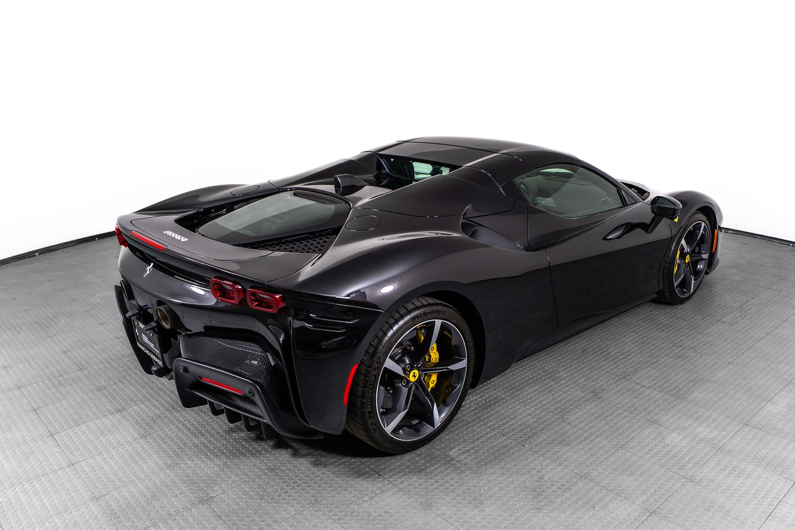 2023 Ferrari SF90 Spider — foto completa 51 de 53