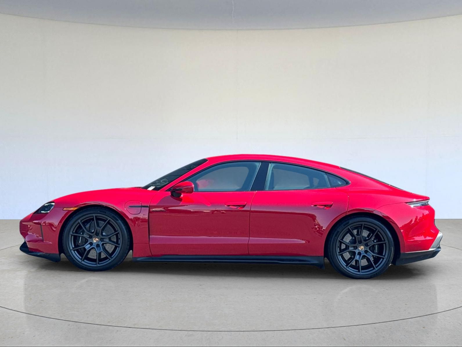2025 Porsche Taycan GTS — foto completa 3 de 29