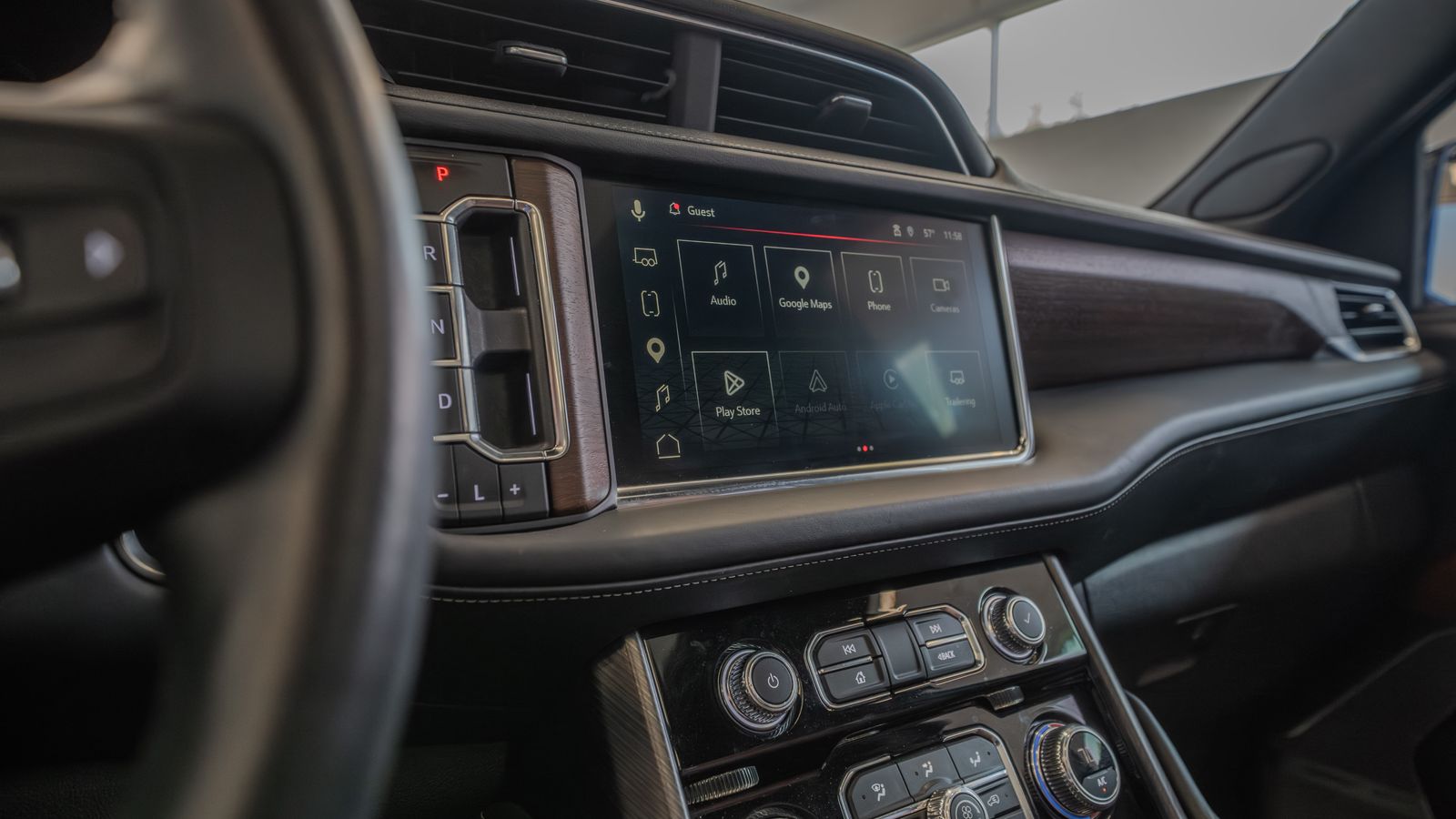 2024 GMC Yukon XL Denali Ultimate — foto completa 33 de 35