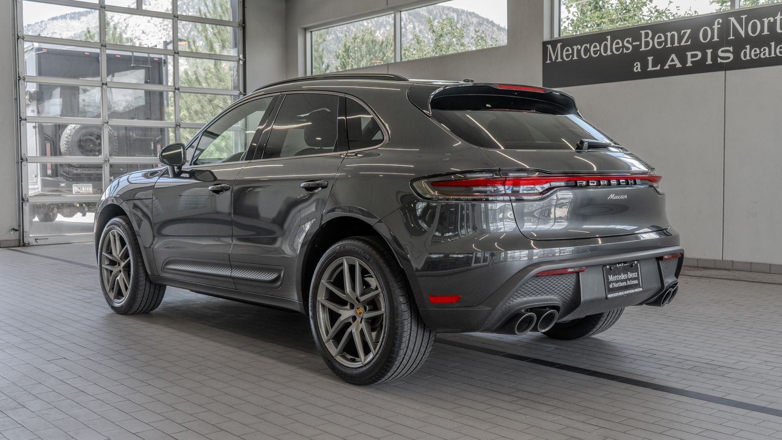 2023 Porsche Macan Base — foto completa 13 de 35
