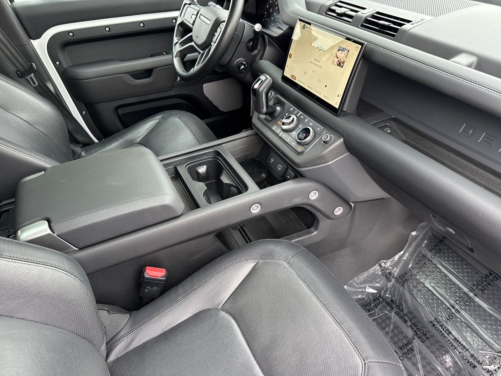 2024 Land Rover Defender 130 X-Dynamic SE — foto completa 16 de 30