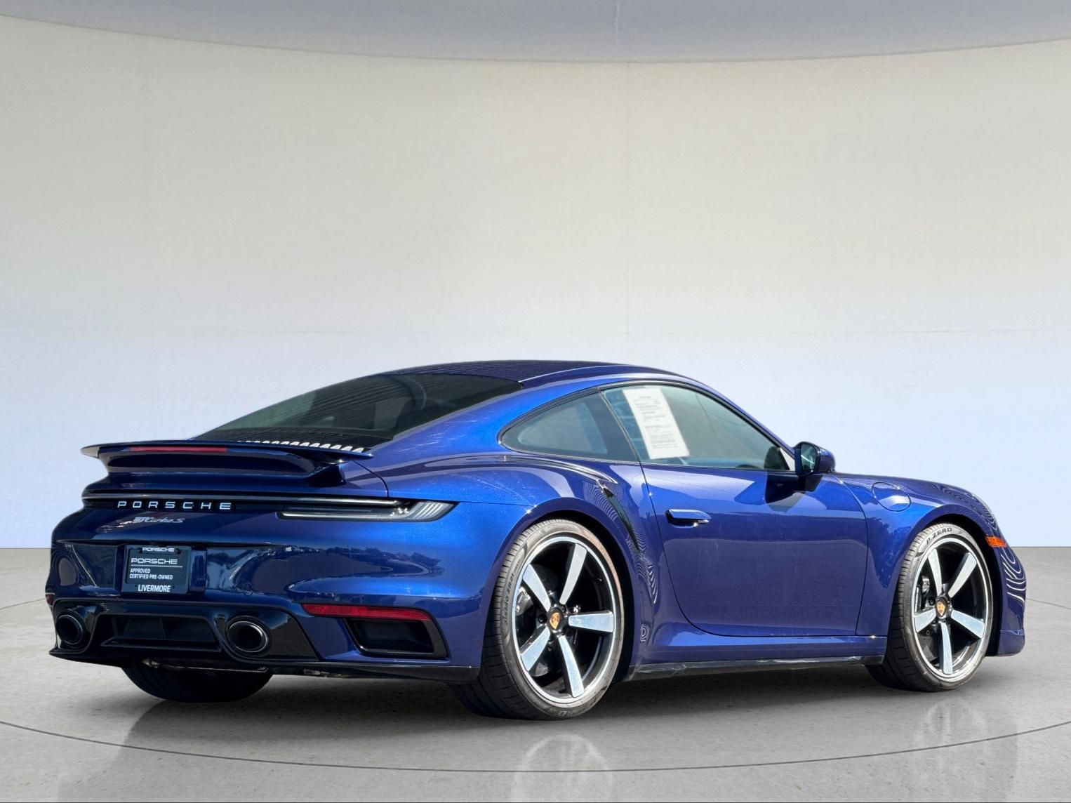 2025 Porsche 911 Turbo S — full photo 9 of 29