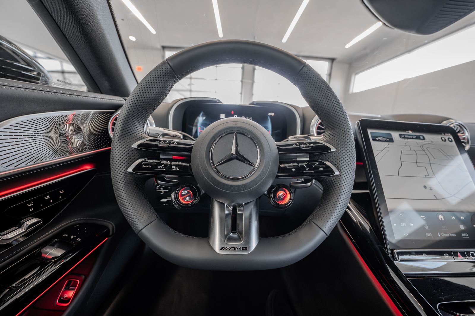 2025 Mercedes-Benz AMG® GT 63 Base — full photo 8 of 32