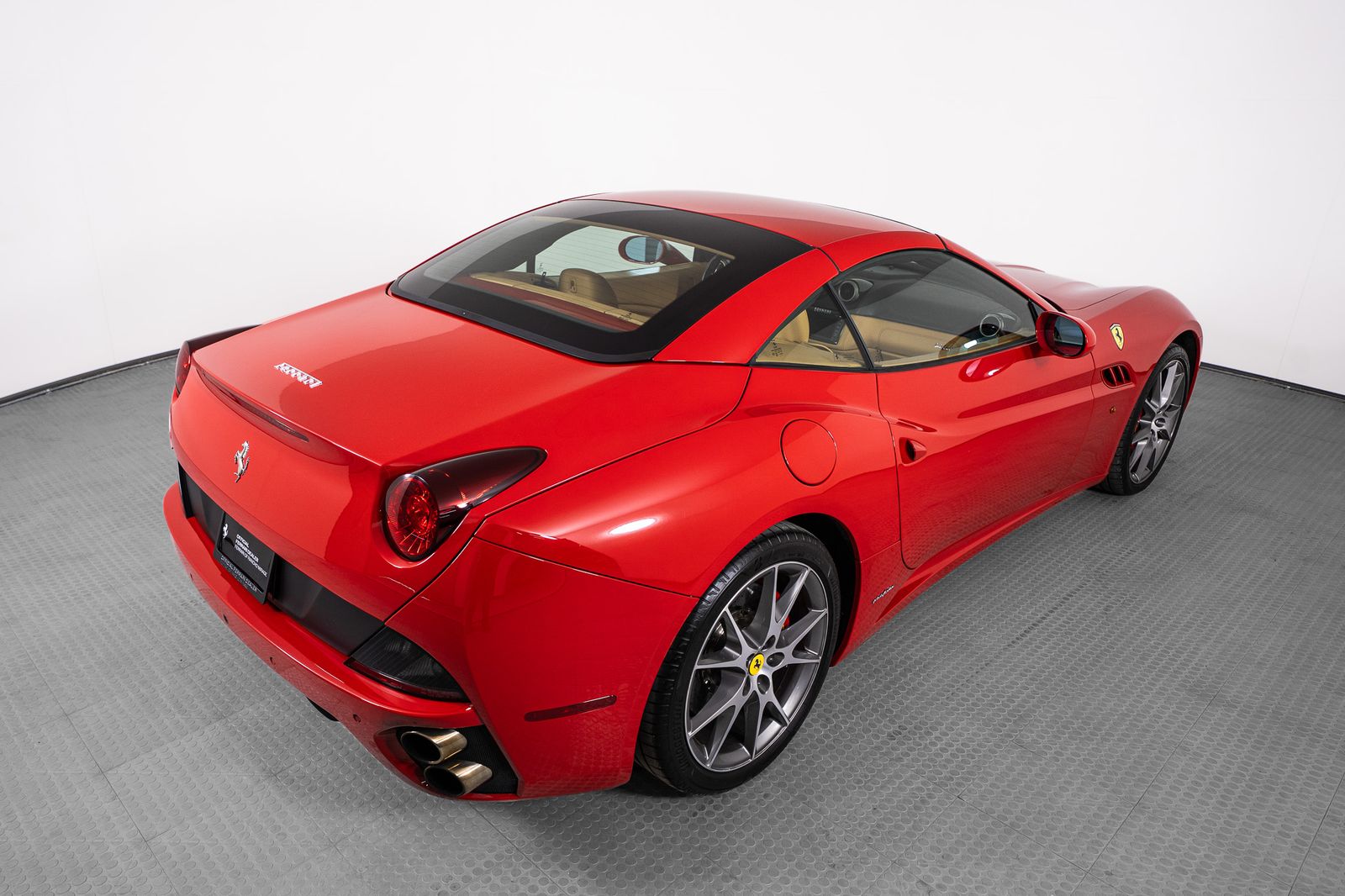 2012 Ferrari California — foto completa 34 de 38