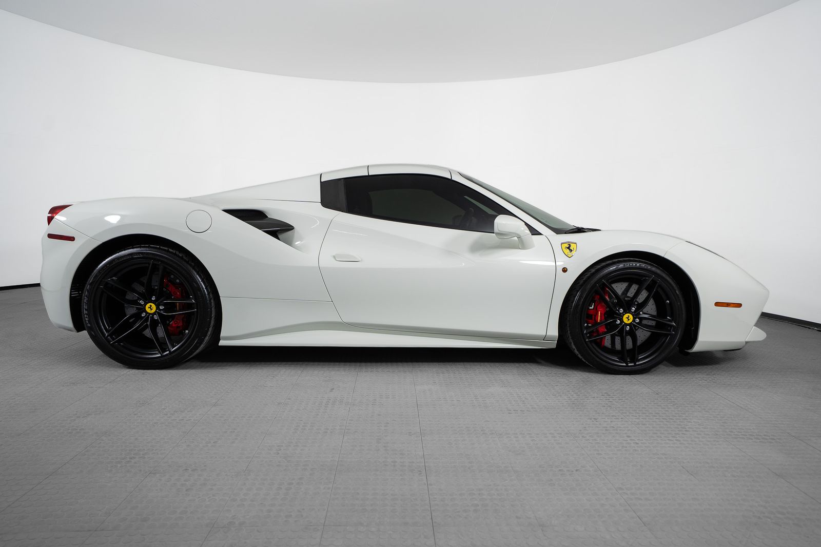2019 Ferrari 488 Spider — foto completa 40 de 41