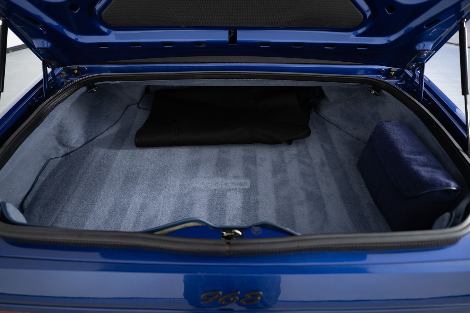 1992 Porsche 968 — foto completa 53 de 57