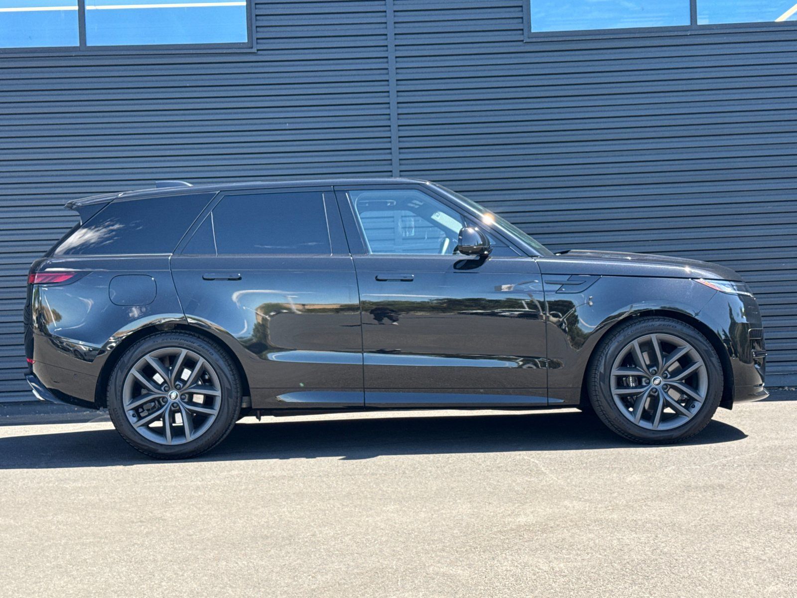2024 Land Rover Range Rover Sport Dynamic SE — foto completa 6 de 28