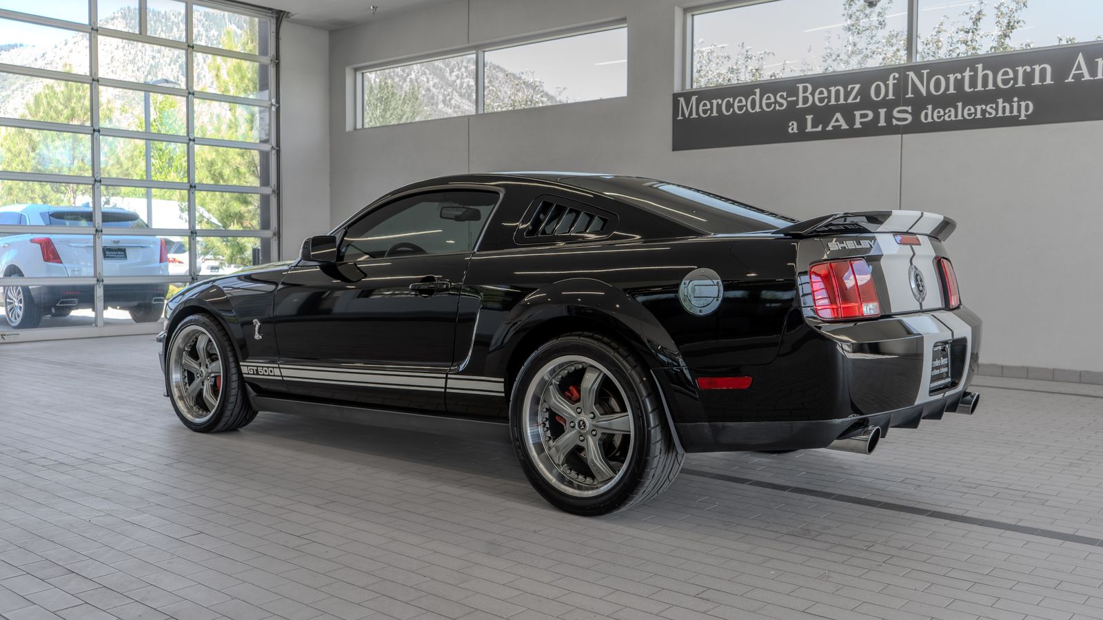 2007 Ford Mustang Shelby GT500 — foto completa 13 de 33