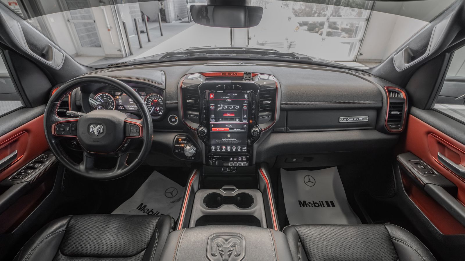 2020 Ram 1500 Rebel — foto completa 8 de 34