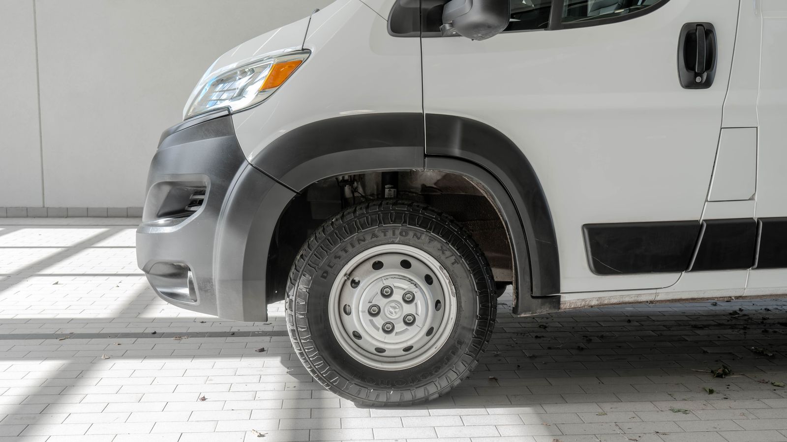 2025 Ram ProMaster 2500 High Roof — foto completa 4 de 34