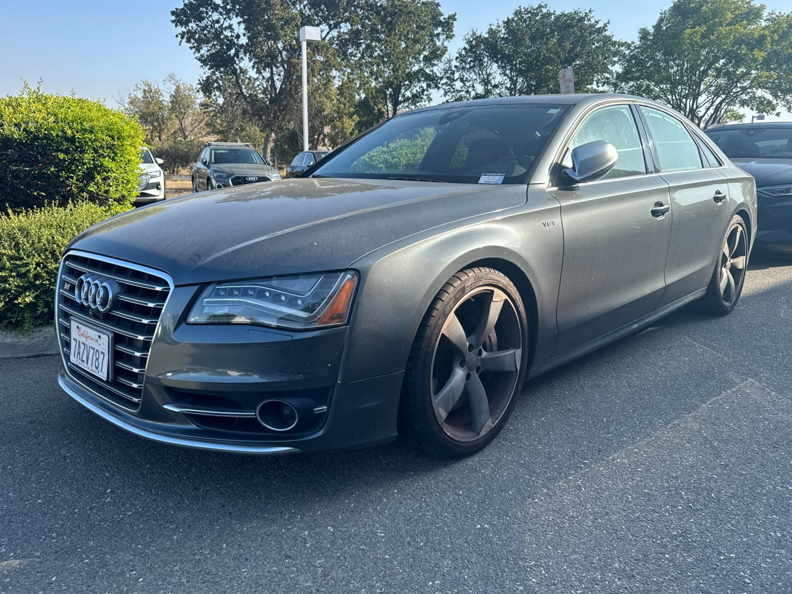 2014 Audi S8 4.0T — full photo 2 of 3