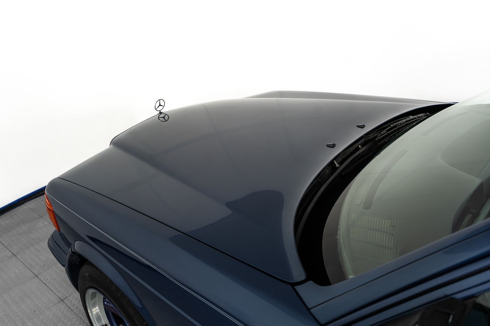 1984 Mercedes-Benz 500-Class 500 SEL — foto completa 55 de 58