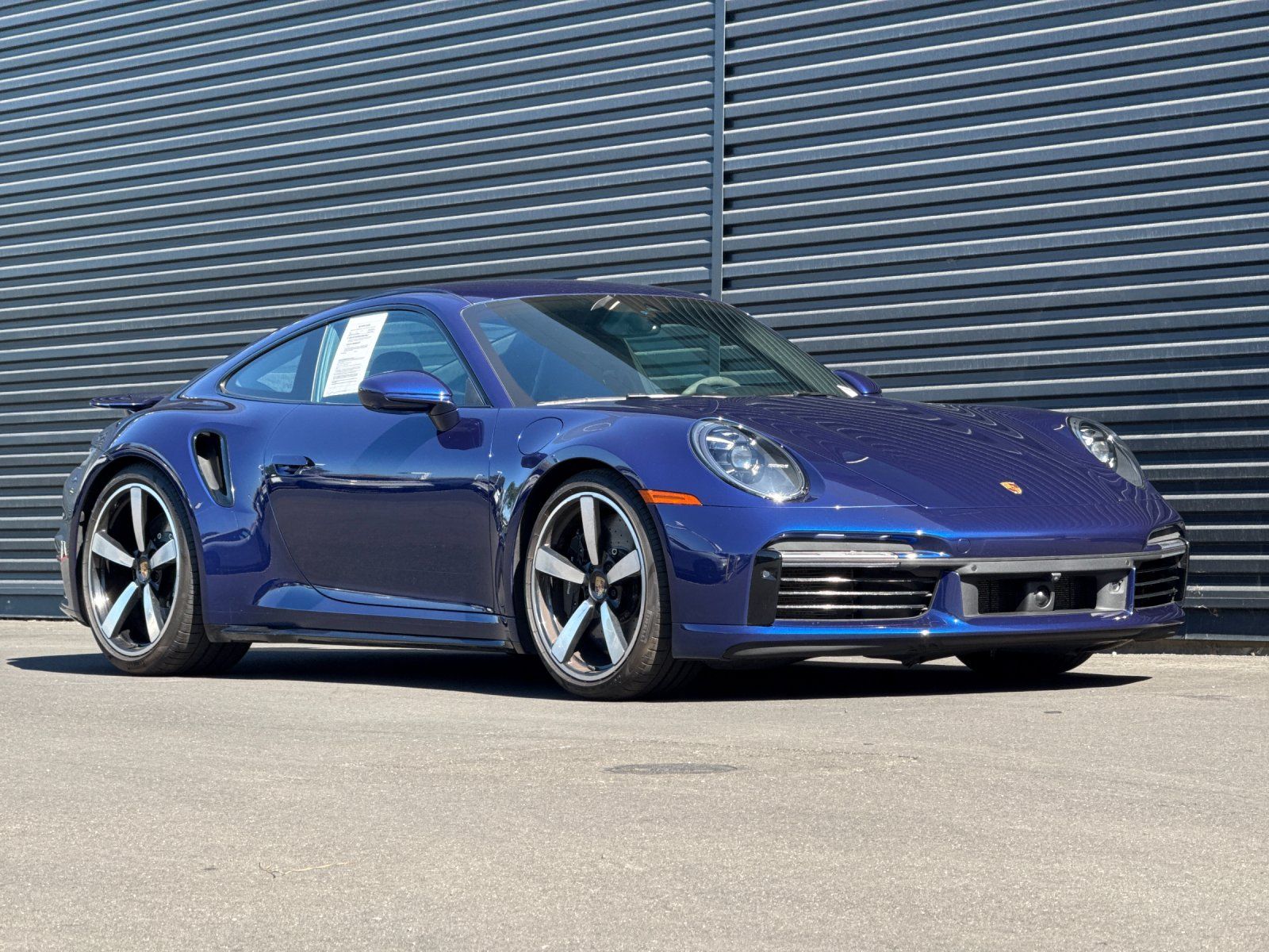 2025 Porsche 911 Turbo S — foto completa 11 de 29