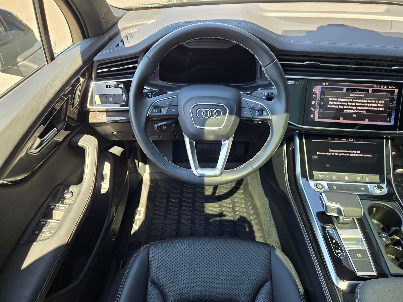 2025 Audi Q7 55 Premium Plus — foto completa 13 de 45