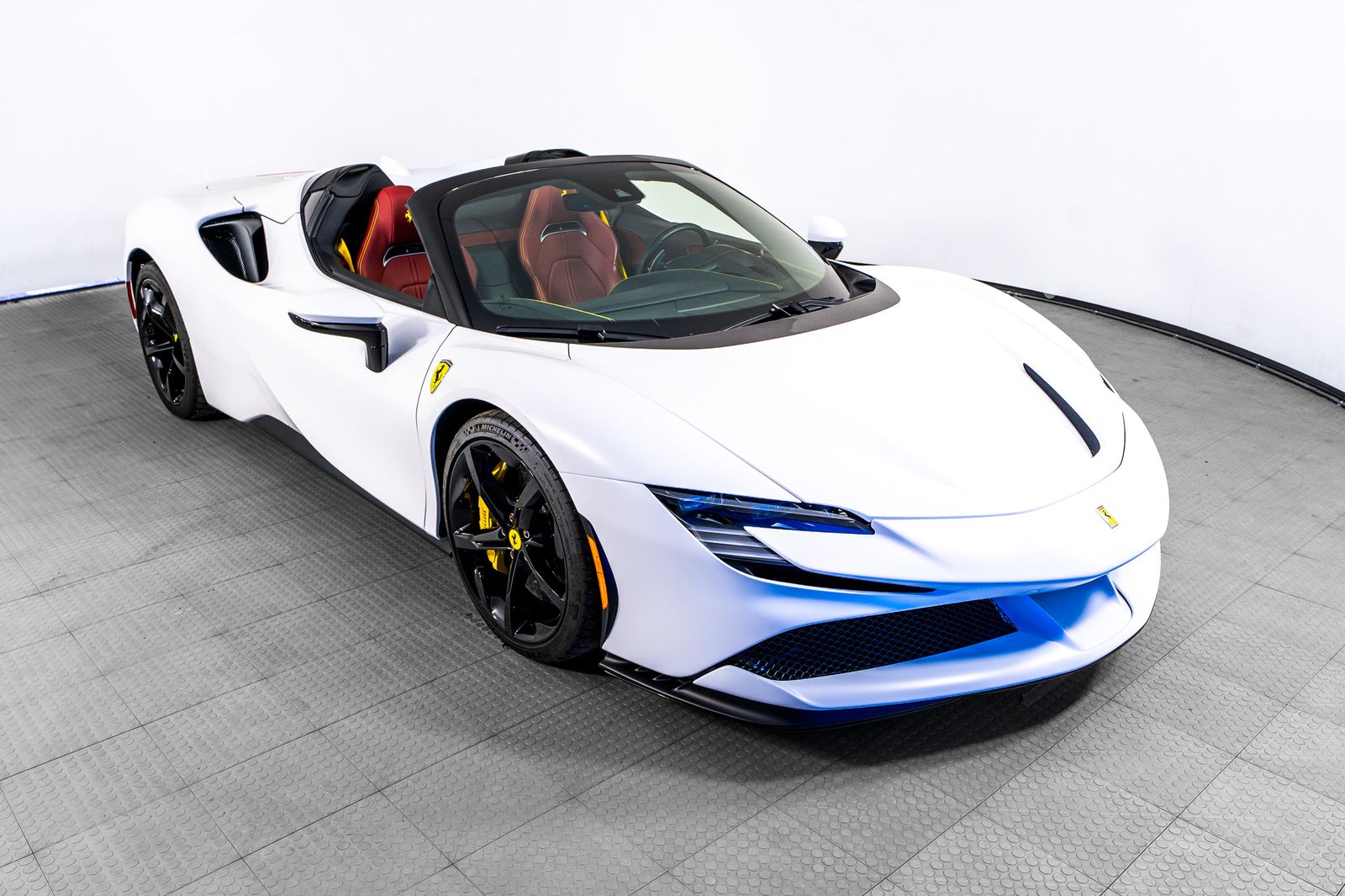 2024 Ferrari SF90 Spider — foto completa 11 de 51