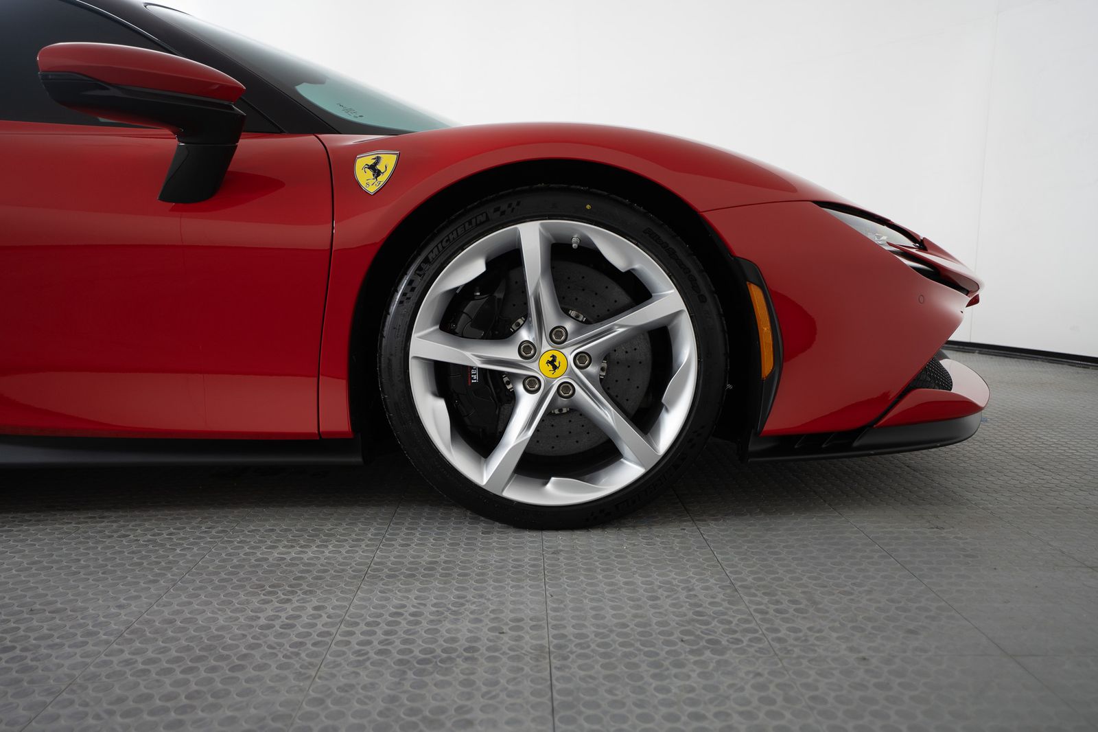 2021 Ferrari SF90 Stradale — full photo 19 of 38