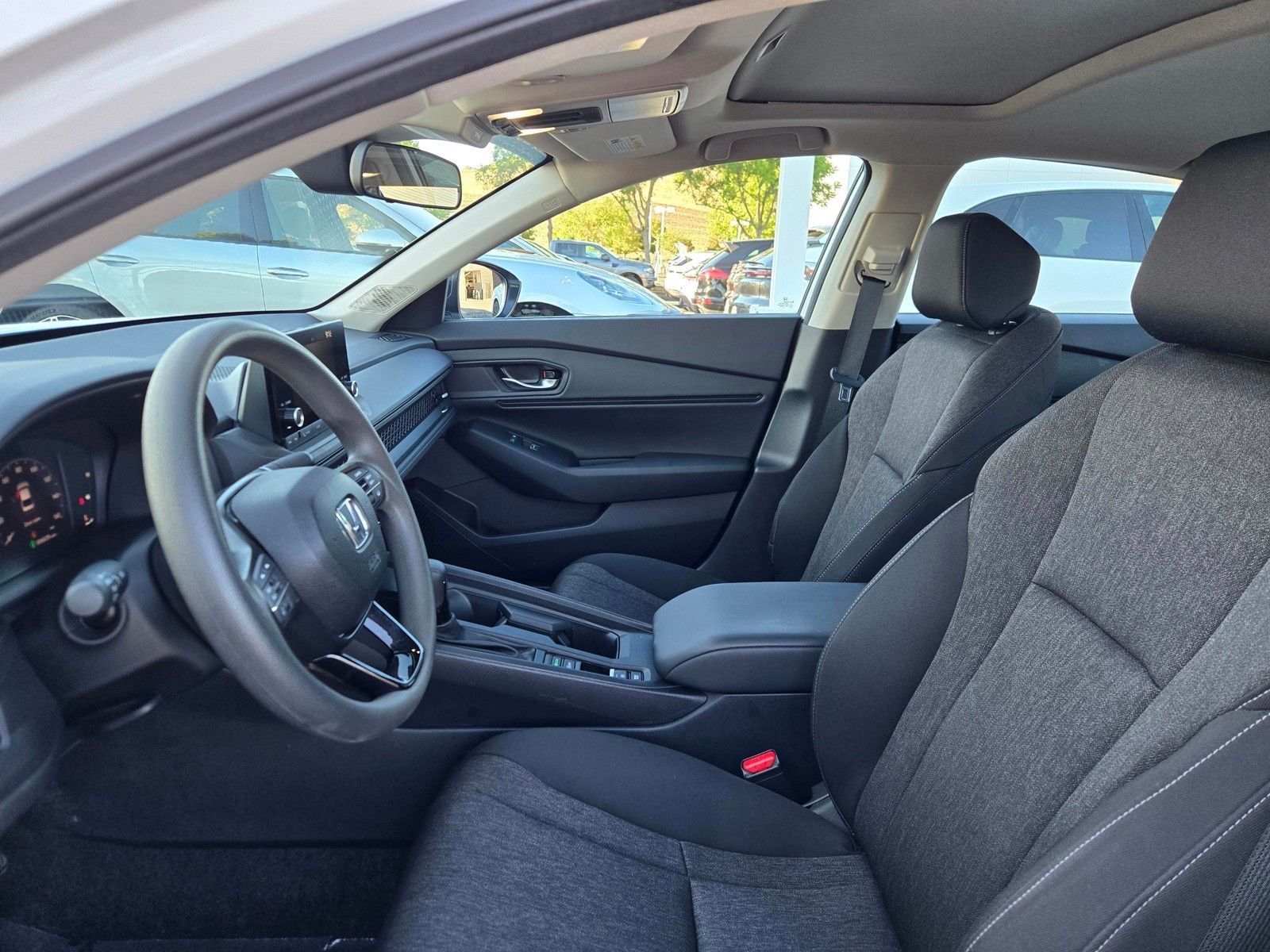 2025 Honda Accord SE — foto completa 27 de 28