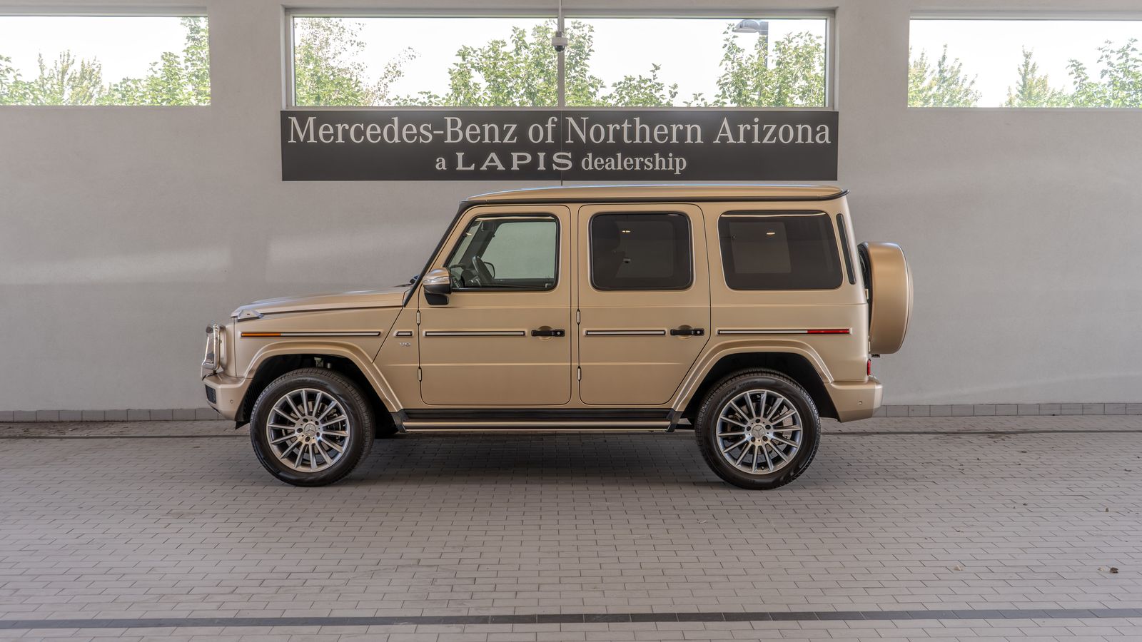 2023 Mercedes-Benz G-Class G 550 — foto completa 2 de 33