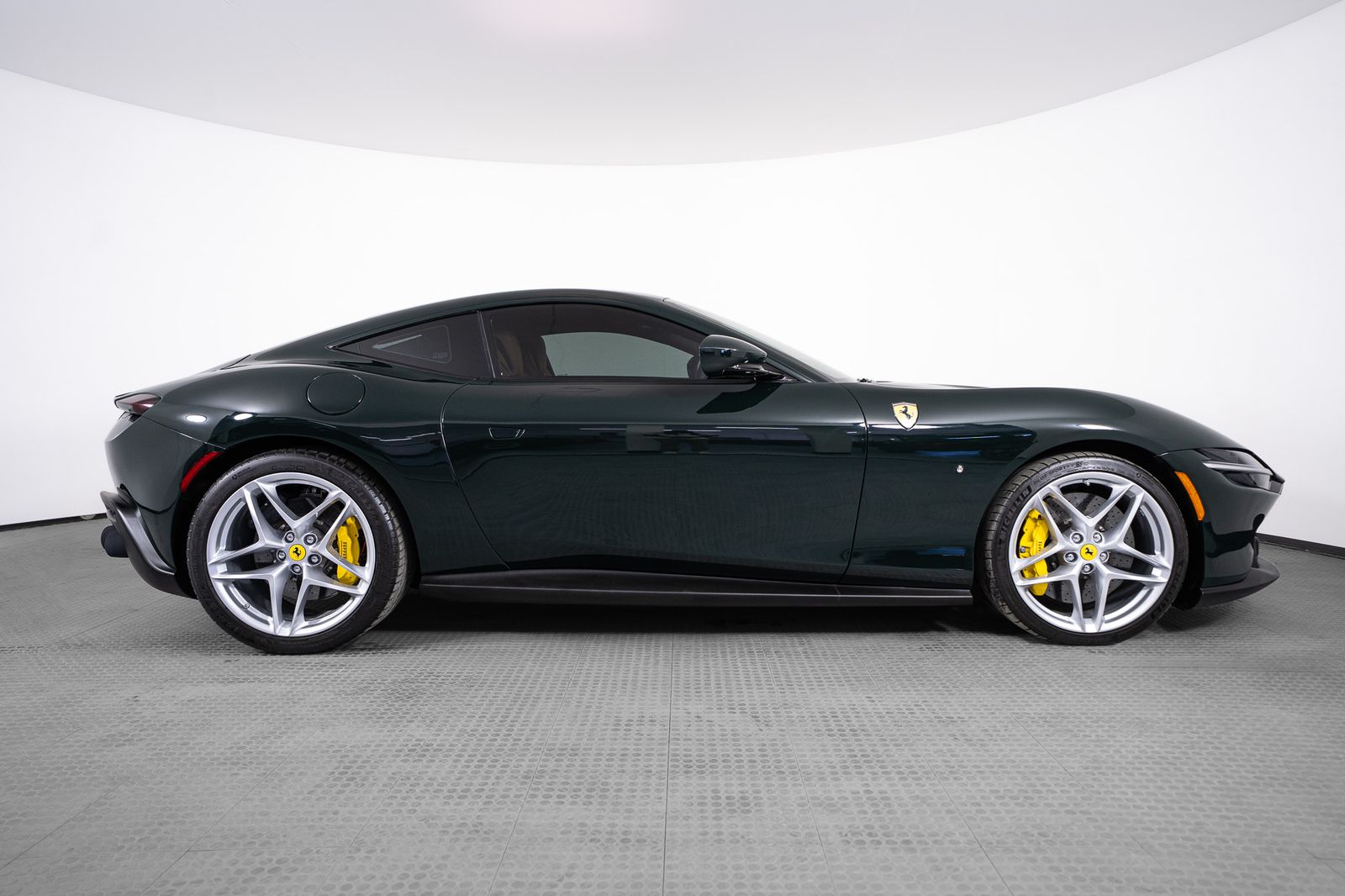 2023 Ferrari Roma — full photo 4 of 45