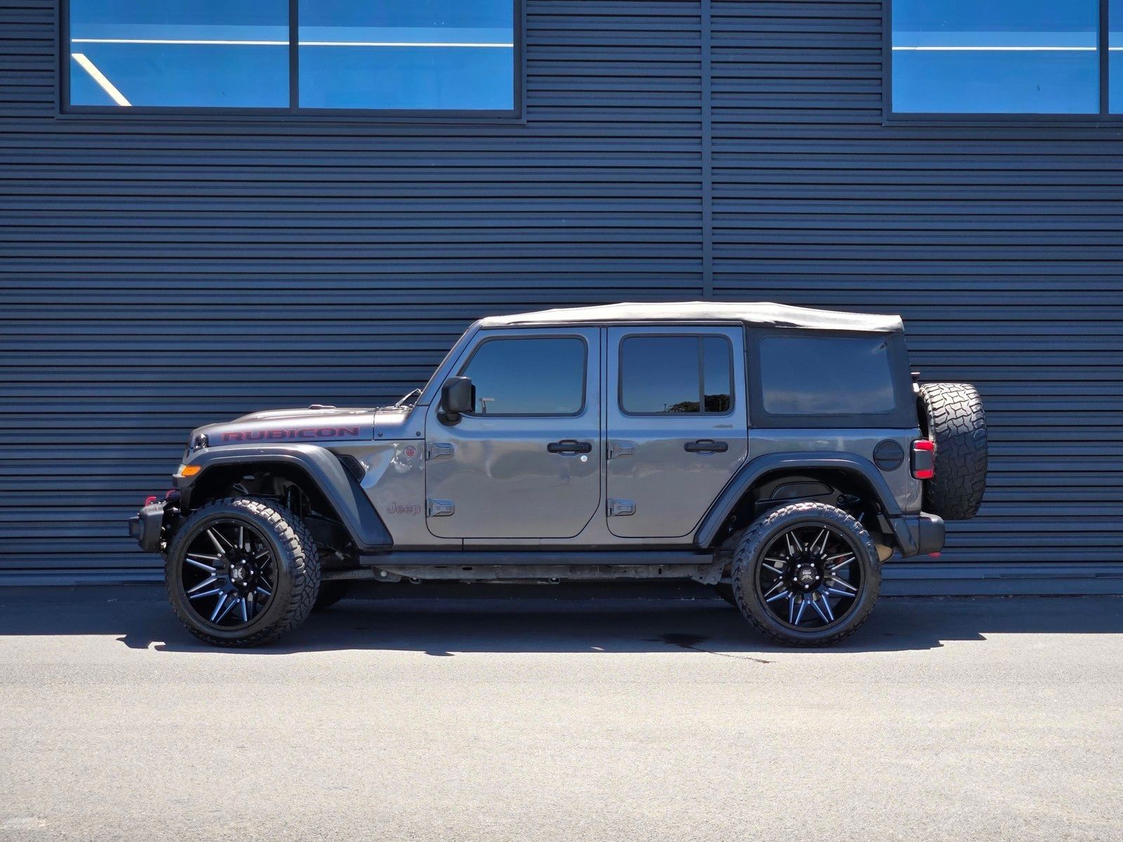 2020 Jeep Wrangler Unlimited Rubicon — foto completa 3 de 45