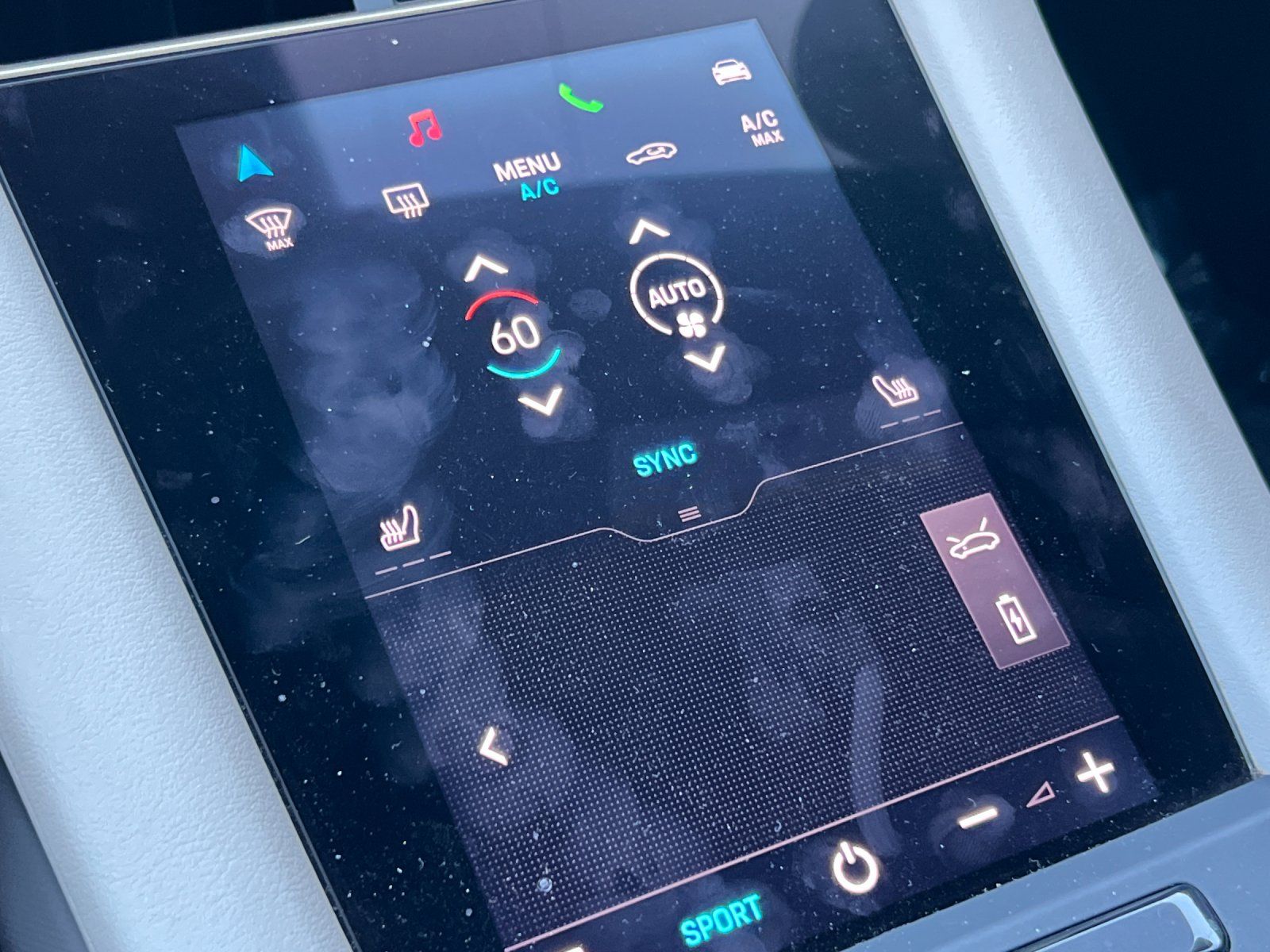 2023 Porsche Taycan Base — full photo 21 of 29