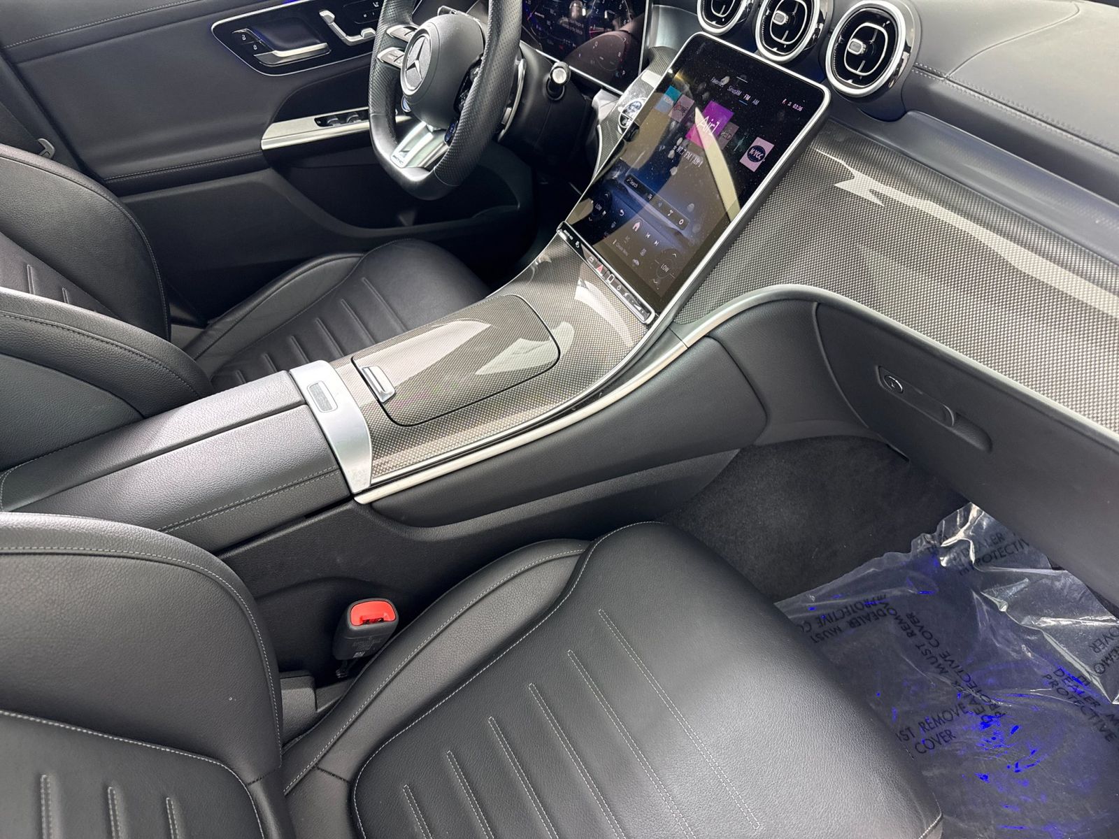 2025 Mercedes-Benz GLC GLC 43 AMG® — full photo 16 of 28