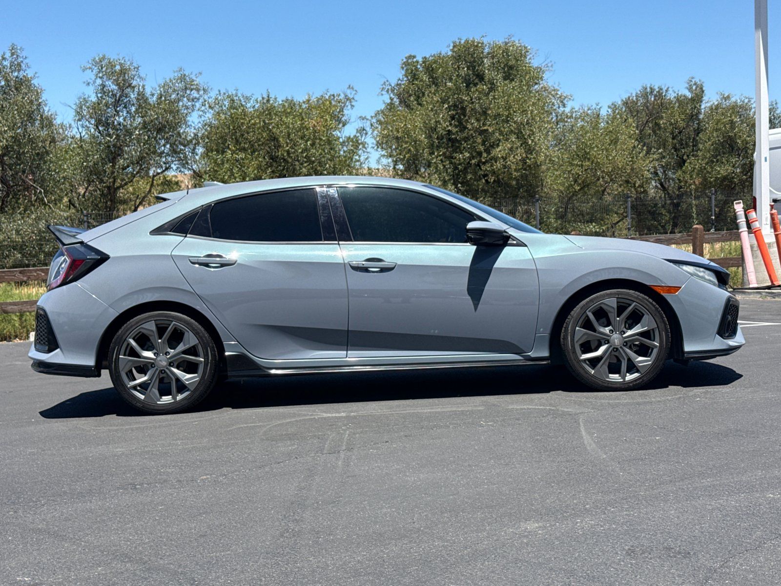 2019 Honda Civic Sport Touring — full photo 7 of 28