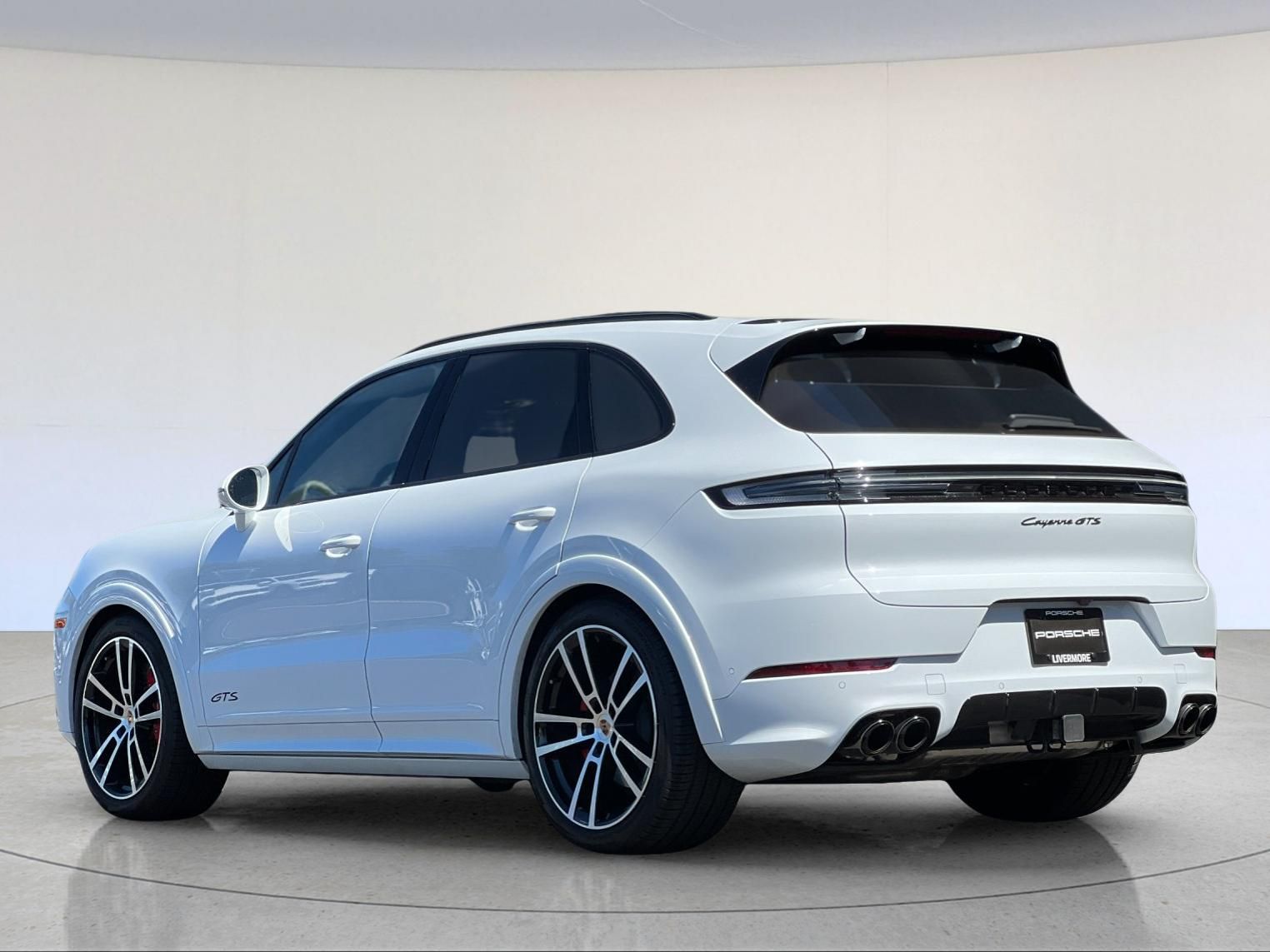 2026 Porsche Cayenne GTS — foto completa 4 de 30