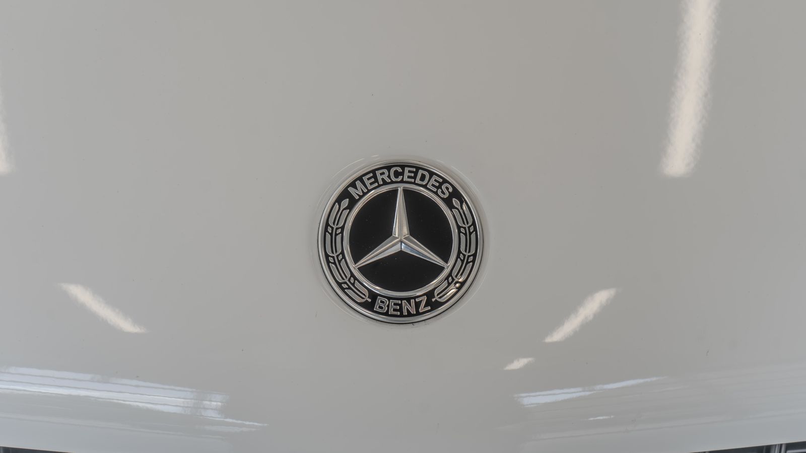 2025 Mercedes-Benz GLE GLE 450e — foto completa 4 de 34