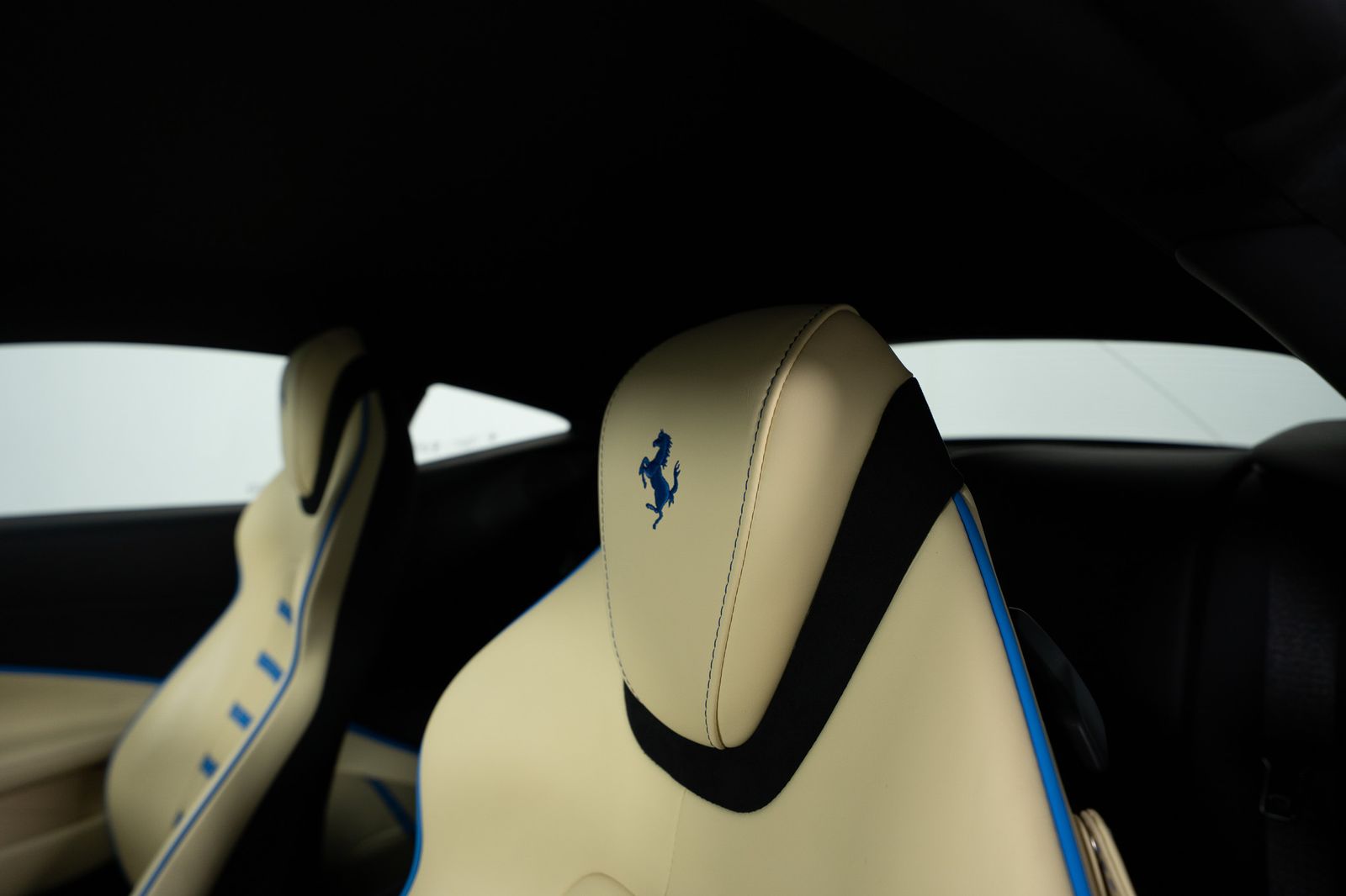 2023 Ferrari Roma — full photo 38 of 40