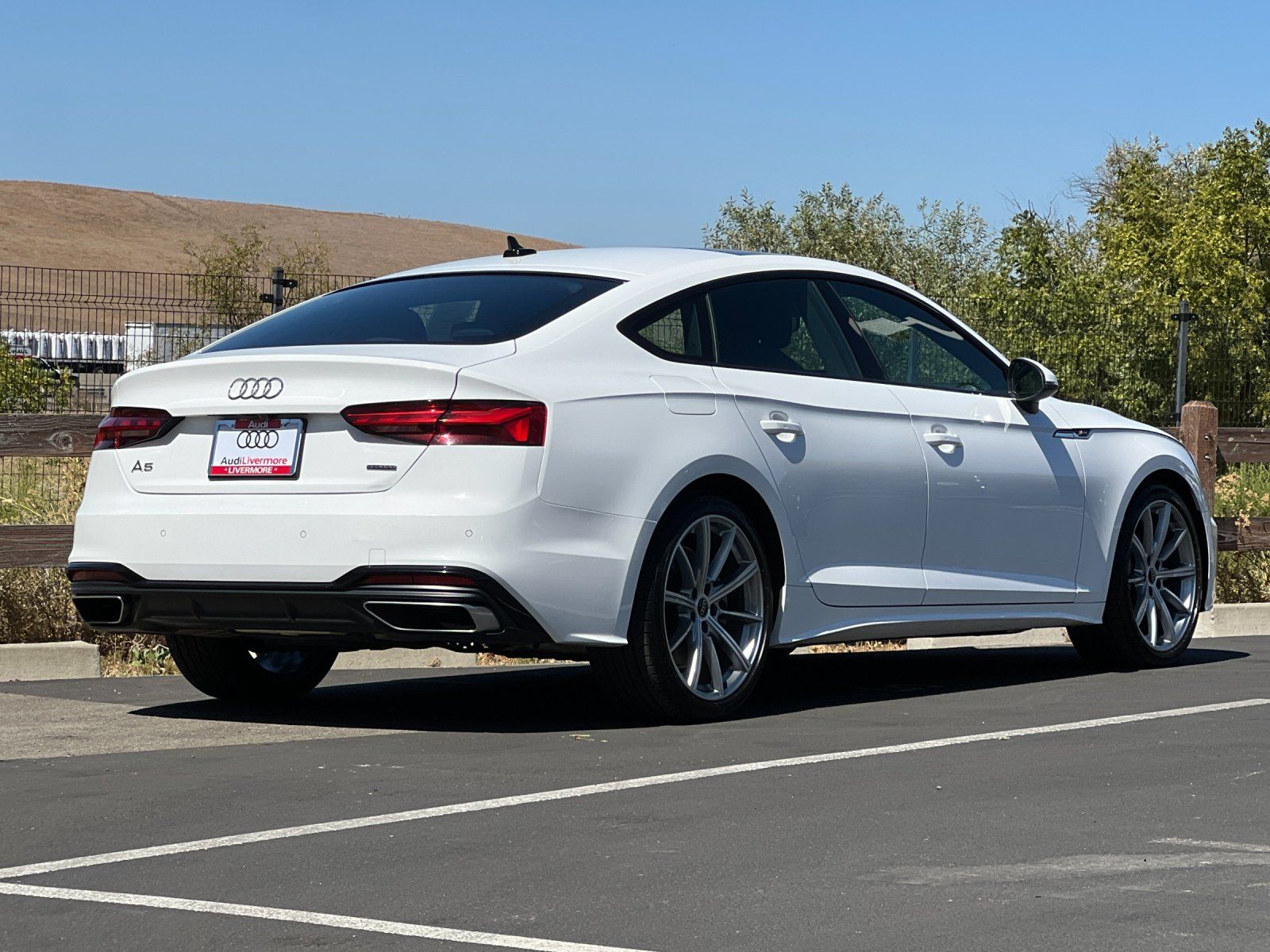 2025 Audi A5 Sportback 45 S line Premium — foto completa 50 de 53