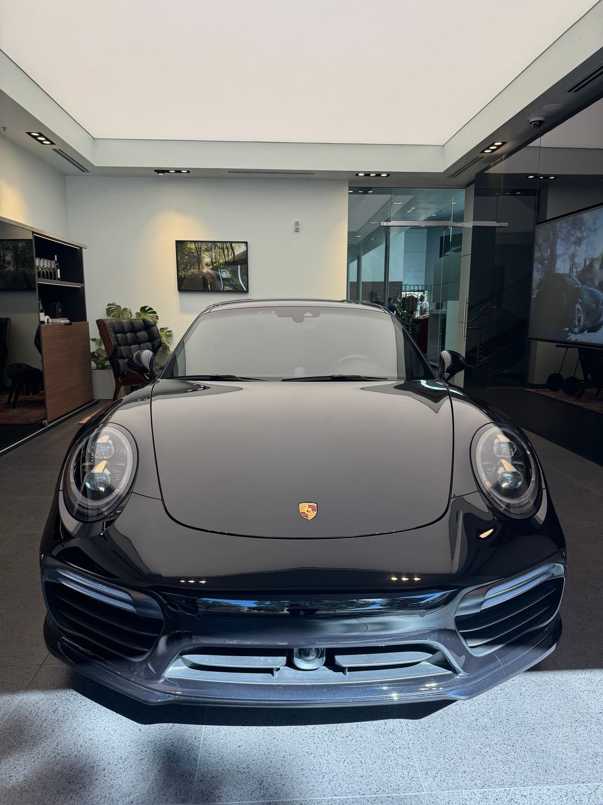 2019 Porsche 911 Turbo S — foto completa 1 de 8