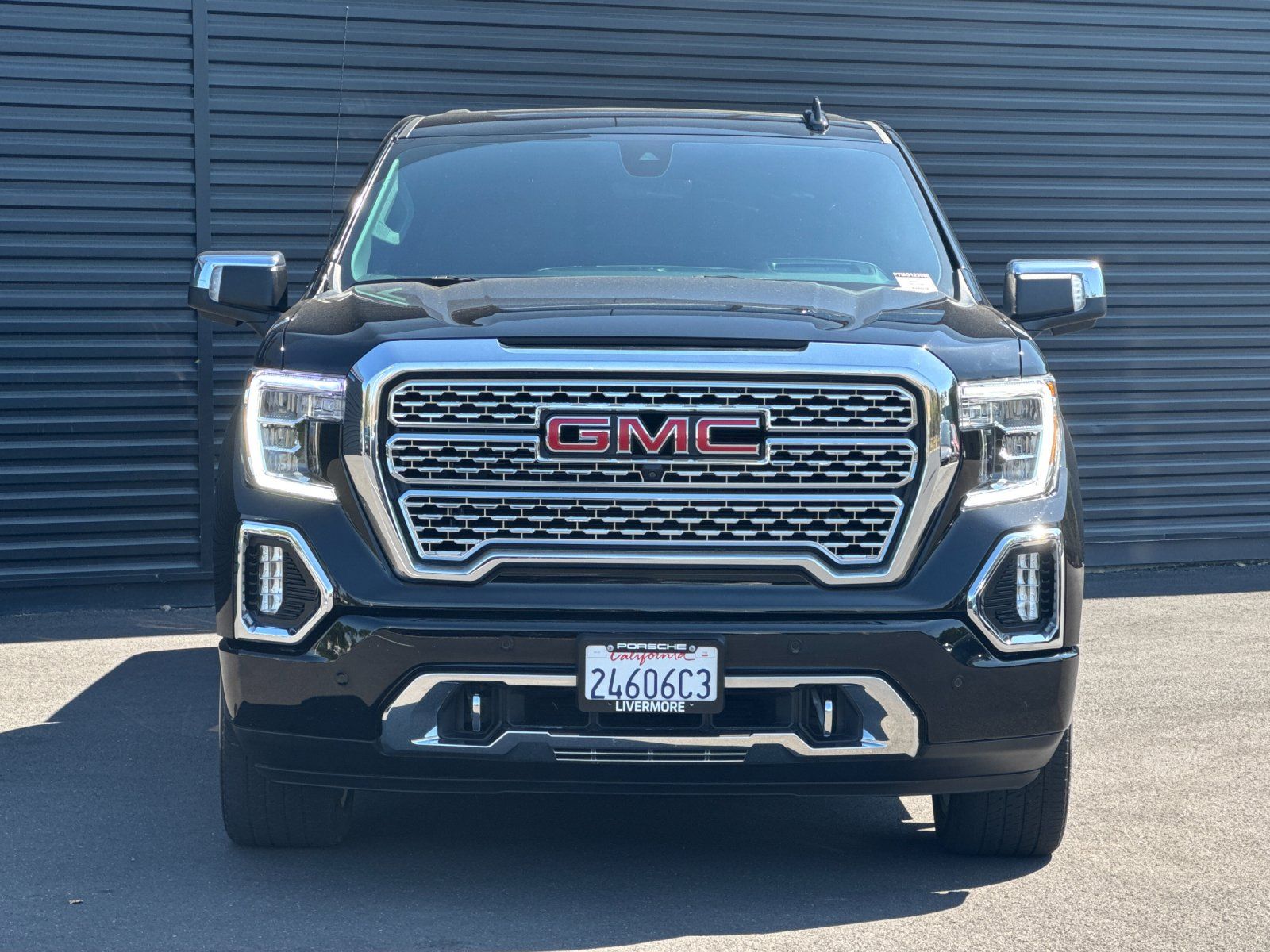 2021 GMC Sierra 1500 Denali — foto completa 12 de 29
