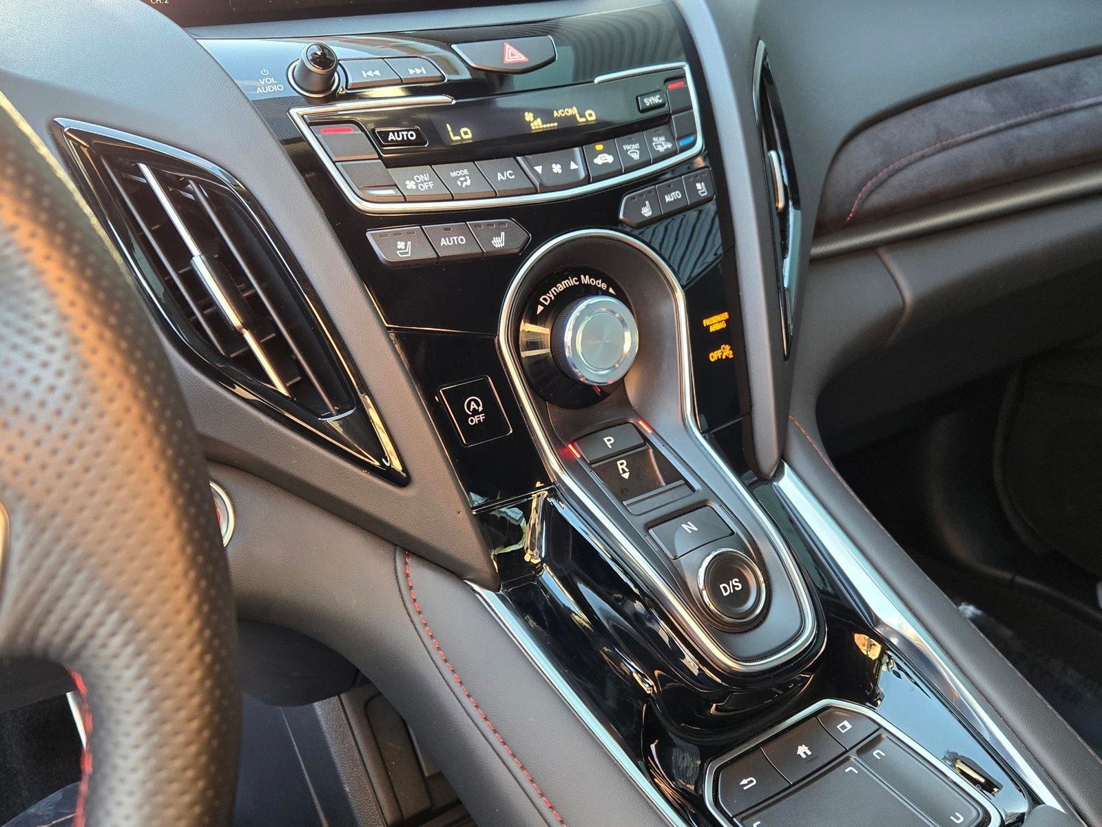 2025 Acura RDX A-Spec Advance Package — full photo 23 of 28