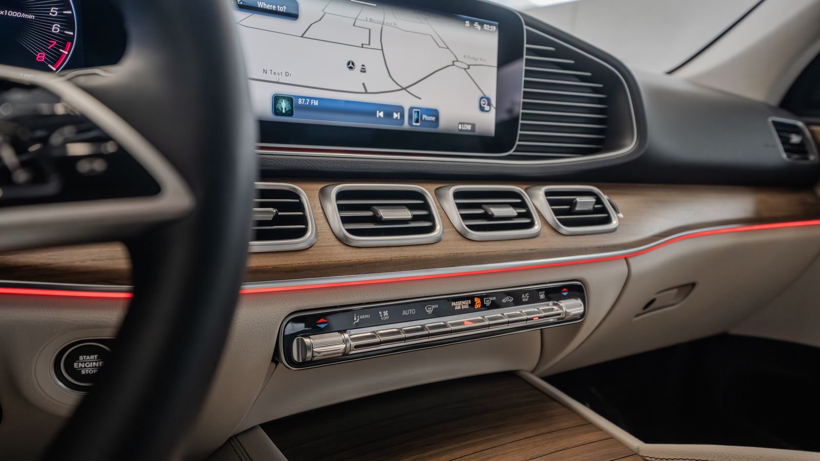 2025 Mercedes-Benz GLE GLE 450e — foto completa 29 de 34