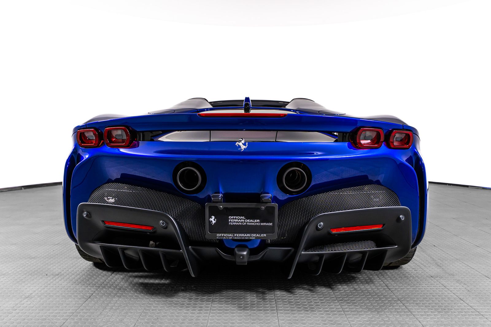 2025 Ferrari SF90 Spider — full photo 5 of 67