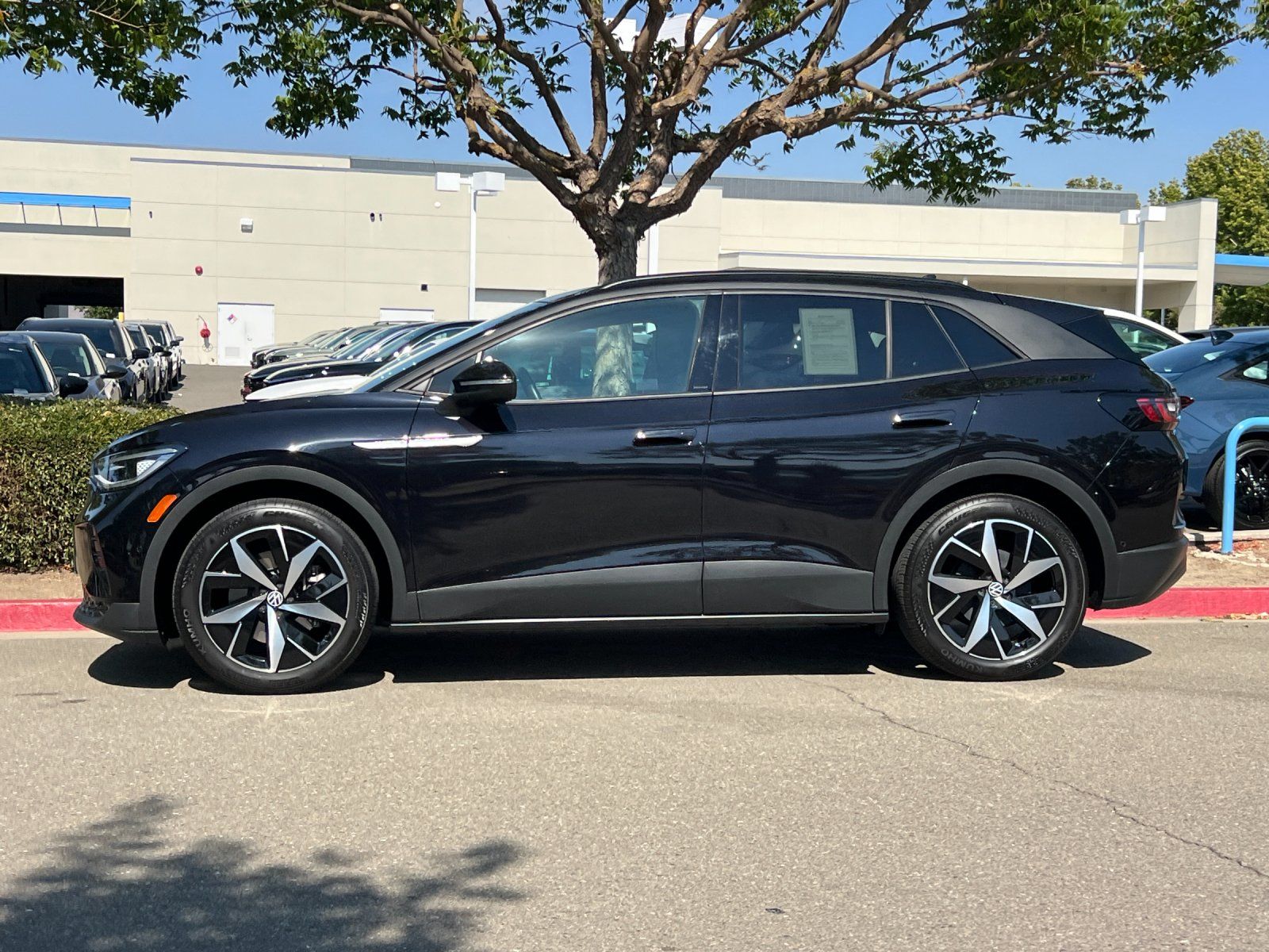 2023 Volkswagen ID.4 S — foto completa 3 de 29